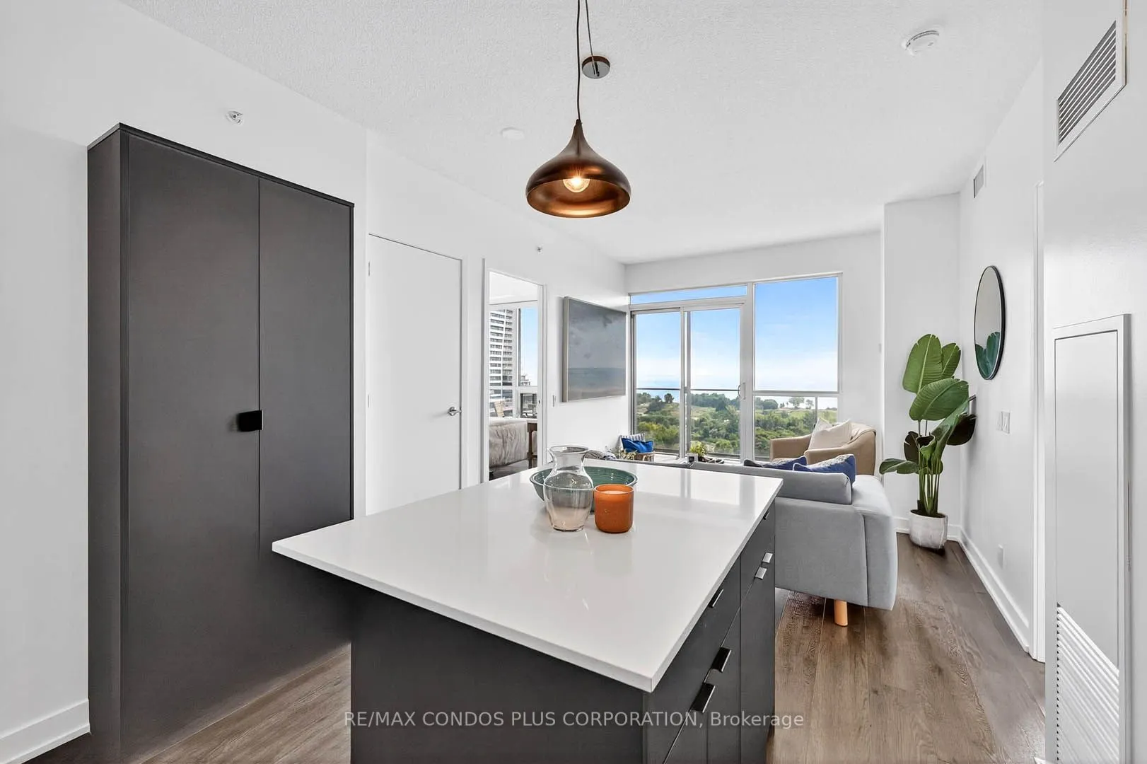 2200 Lake Shore Boulevard W, #1610