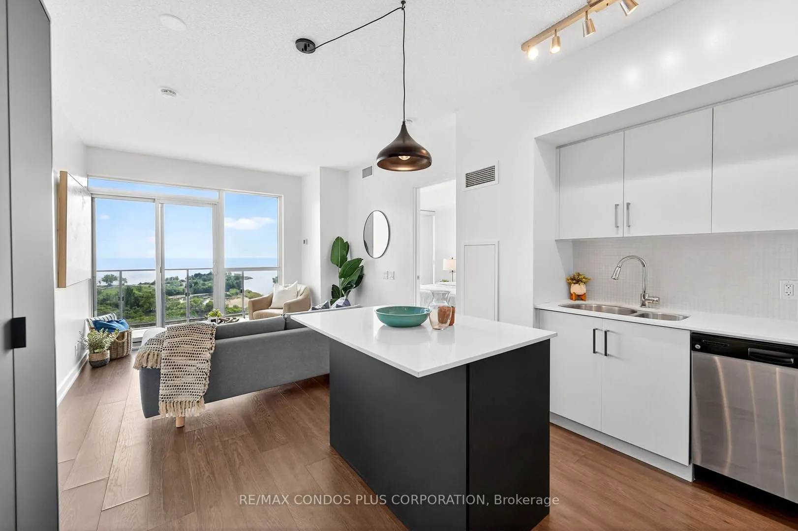 2200 Lake Shore Boulevard W, #1610