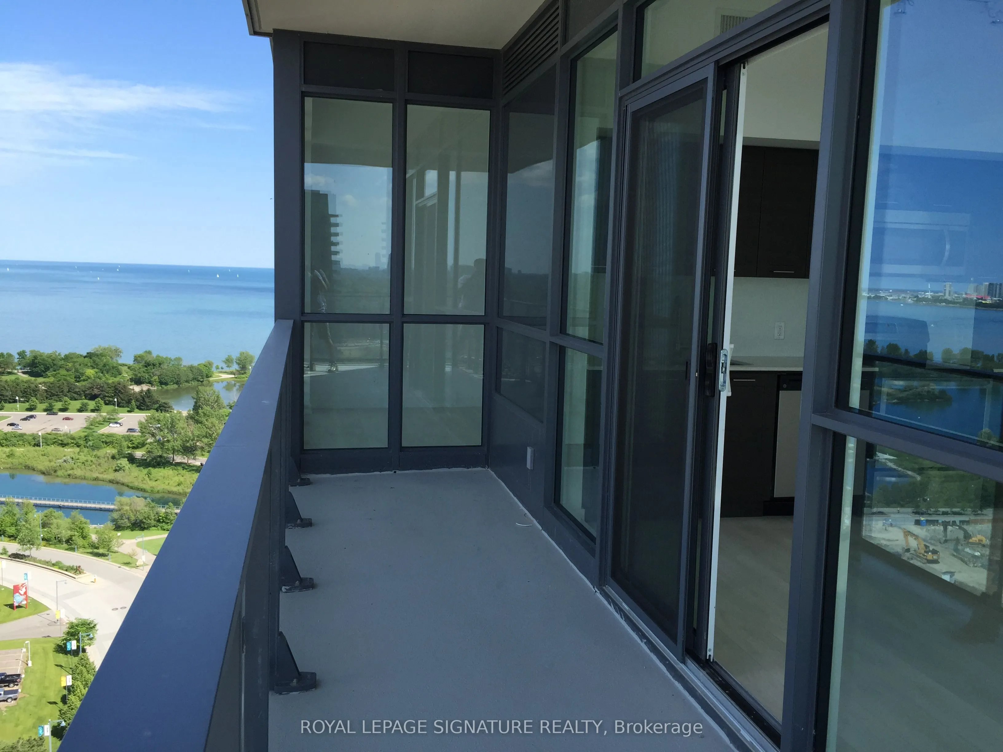 2200 Lake Shore Boulevard W, #2807