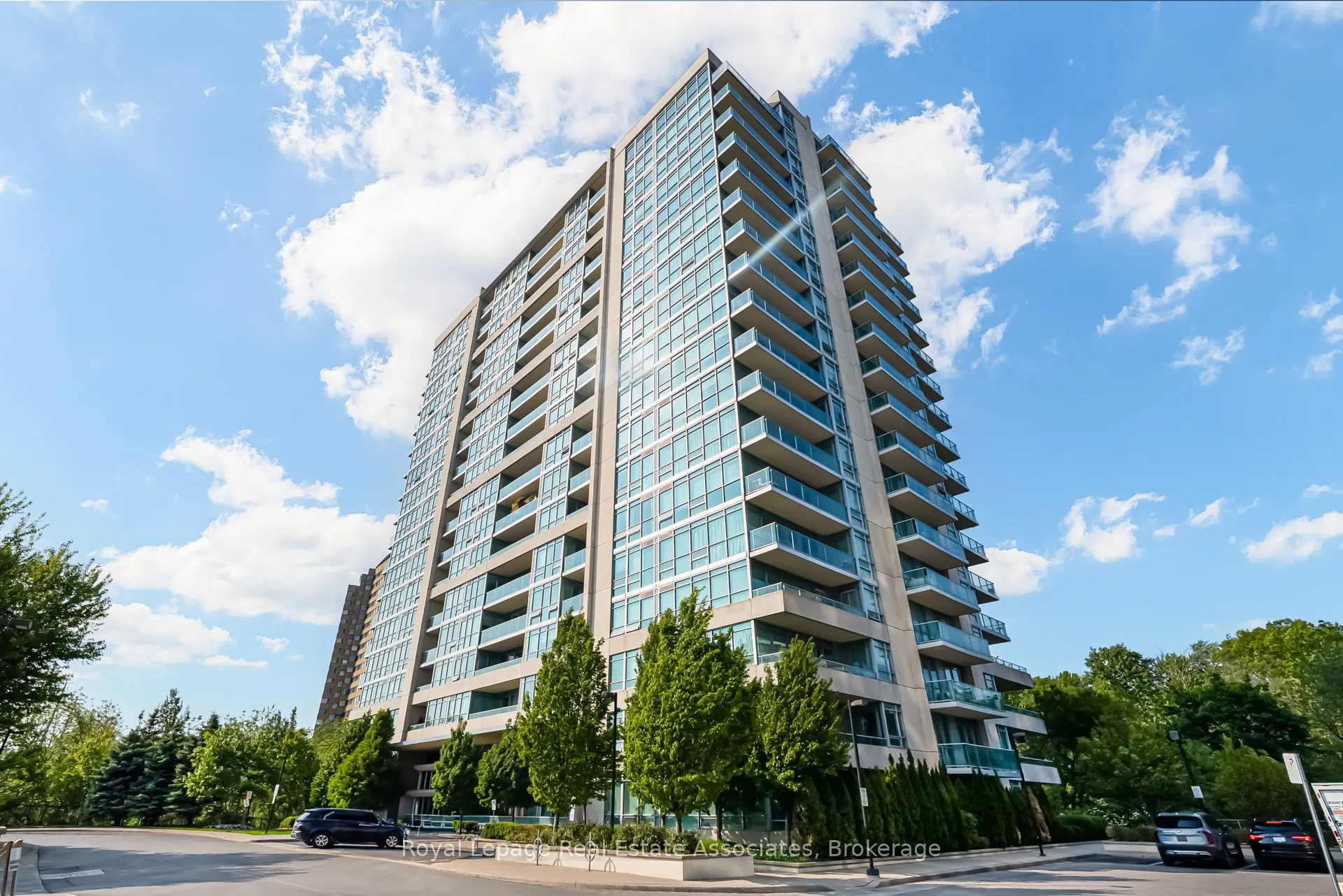 1055 Southdown Road, #Lph09