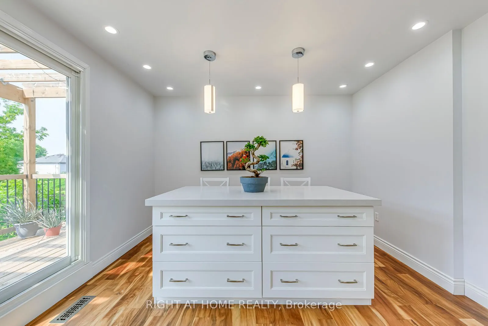 2356 Strawfield Court