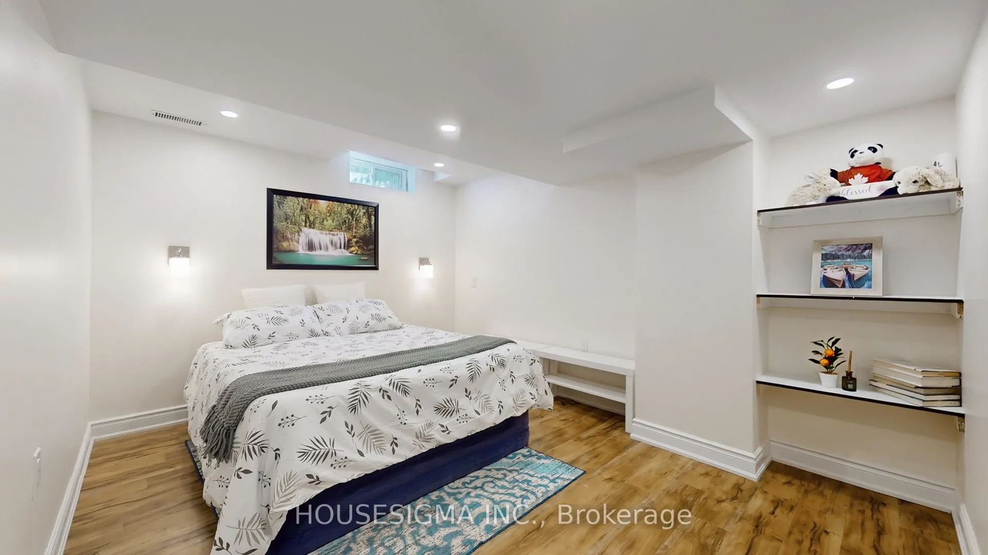 1630 Samuelson Circle