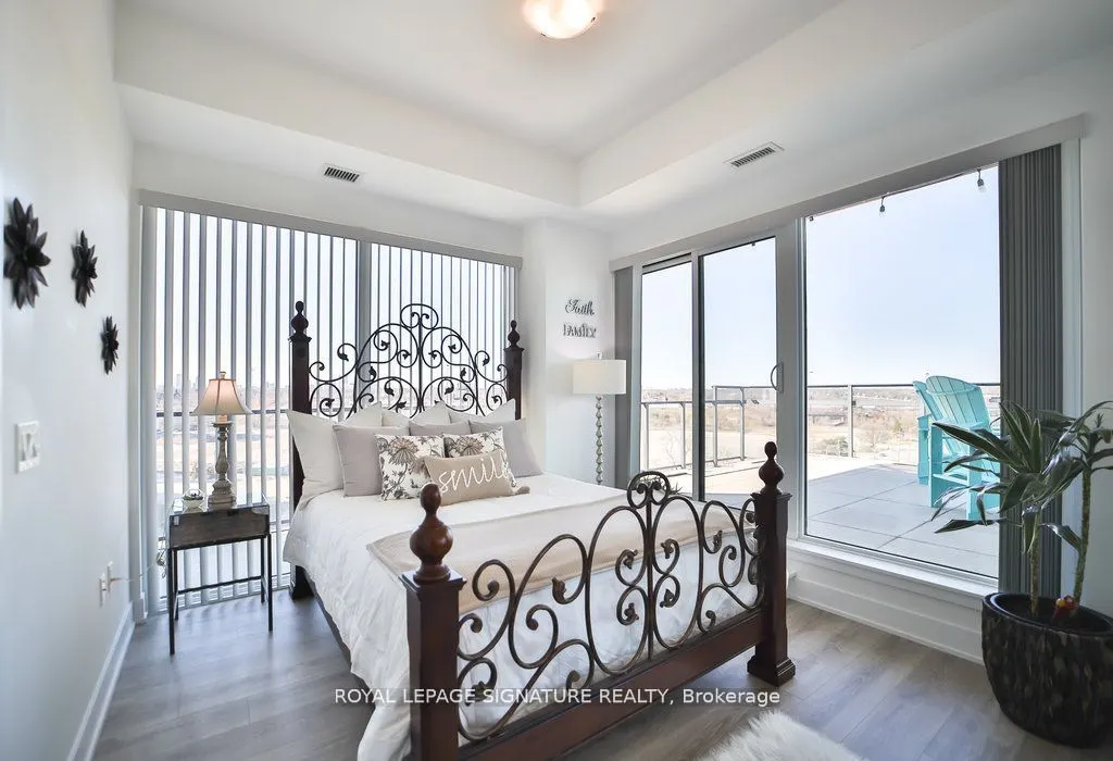 30 Shore Breeze Drive, #913