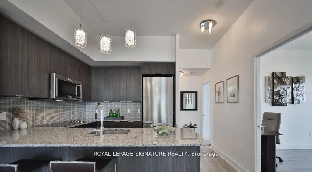 30 Shore Breeze Drive, #913