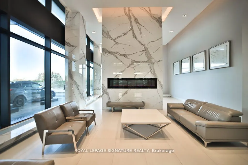 30 Shore Breeze Drive, #913