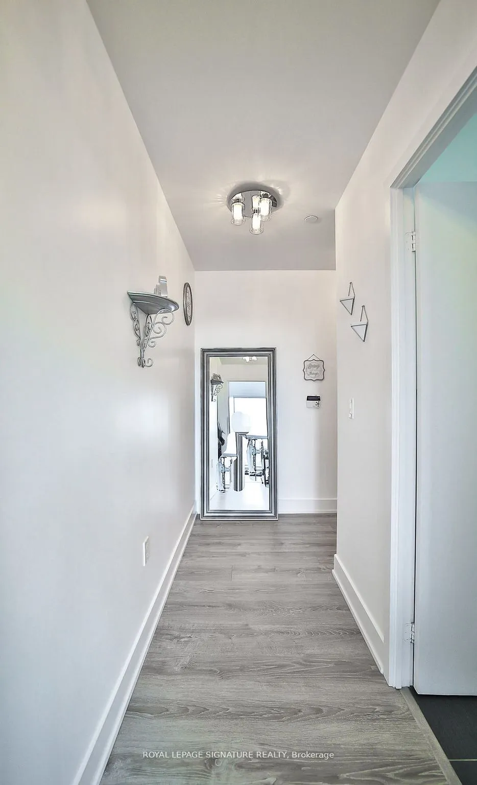 30 Shore Breeze Drive, #913