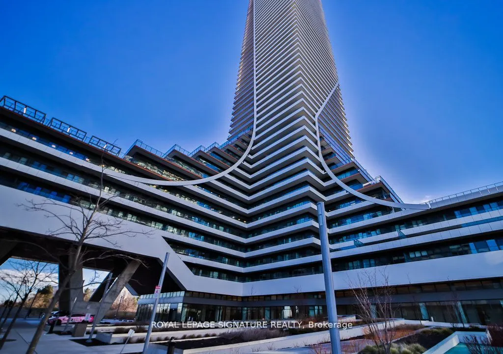 30 Shore Breeze Drive, #913