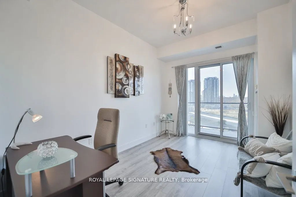 30 Shore Breeze Drive, #913
