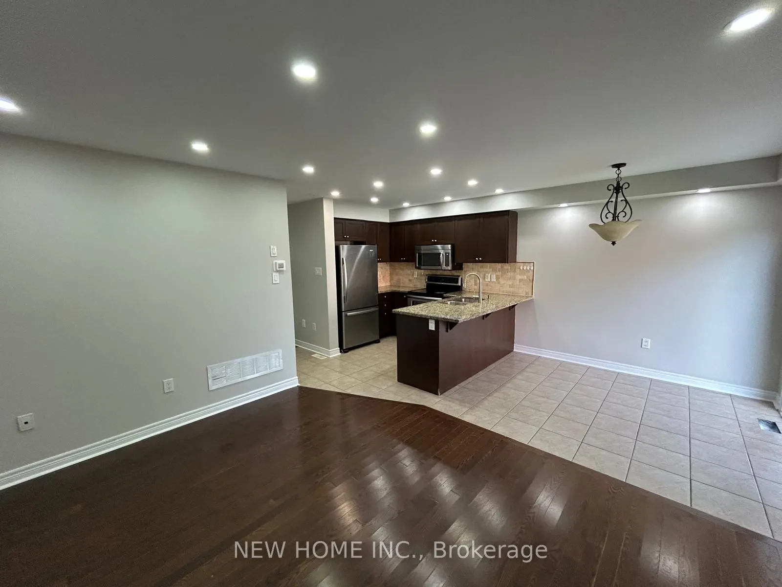 498 Vaughan Court