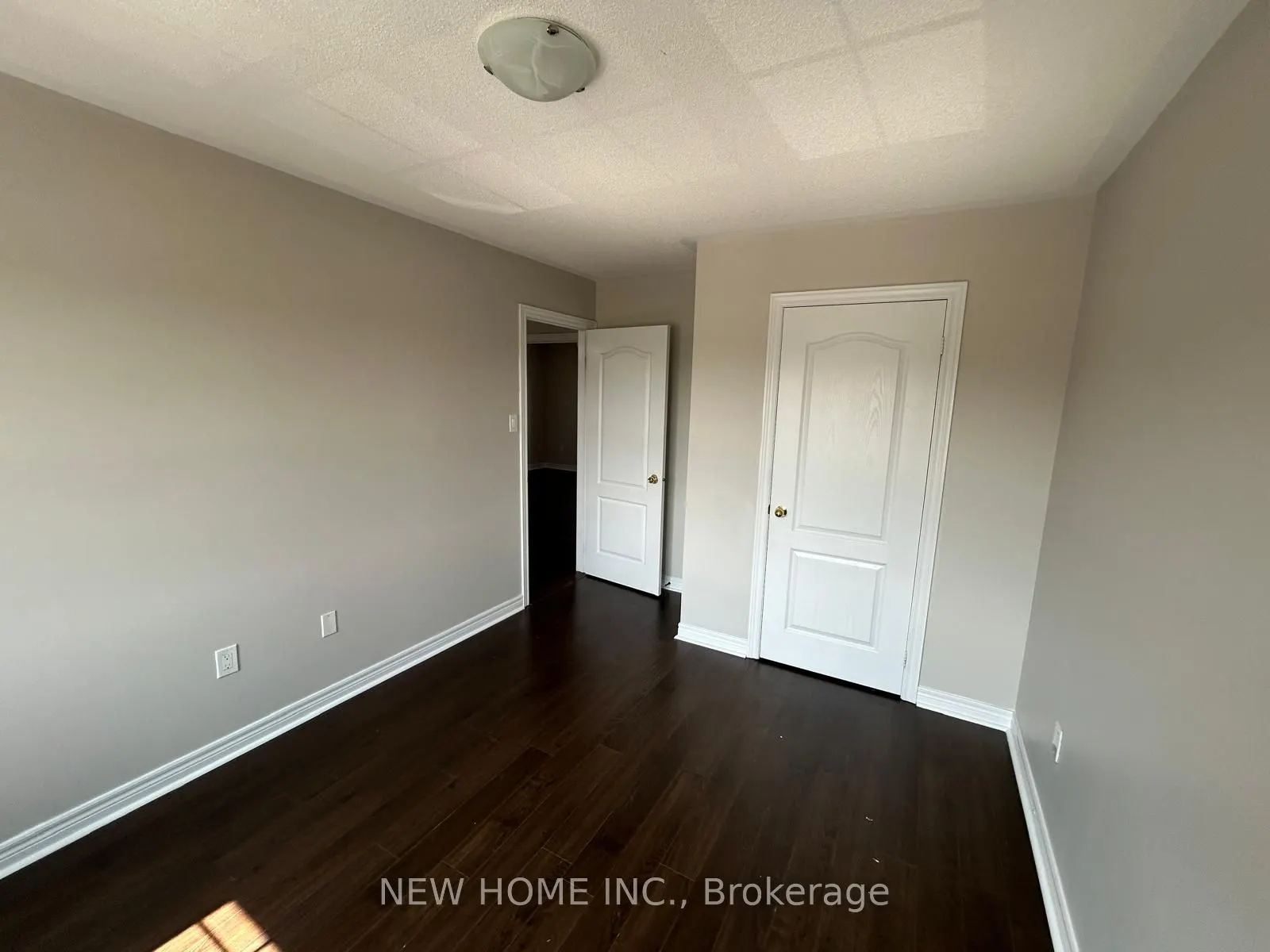 498 Vaughan Court