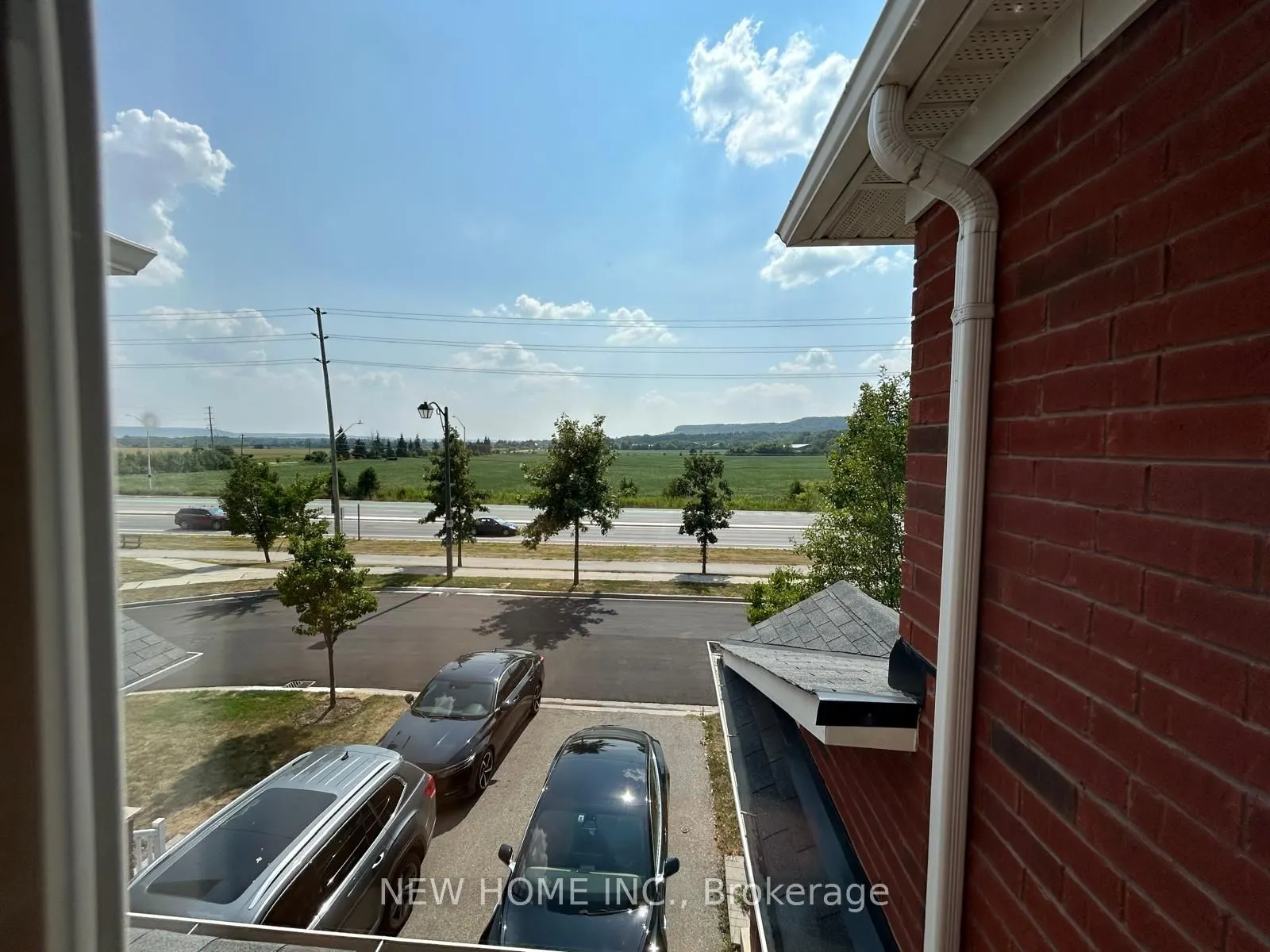 498 Vaughan Court