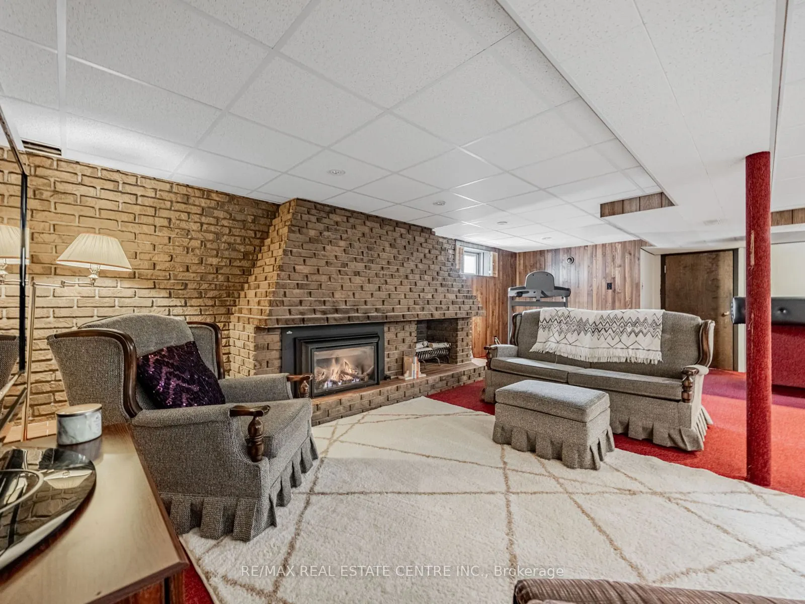 106 Mercury Road