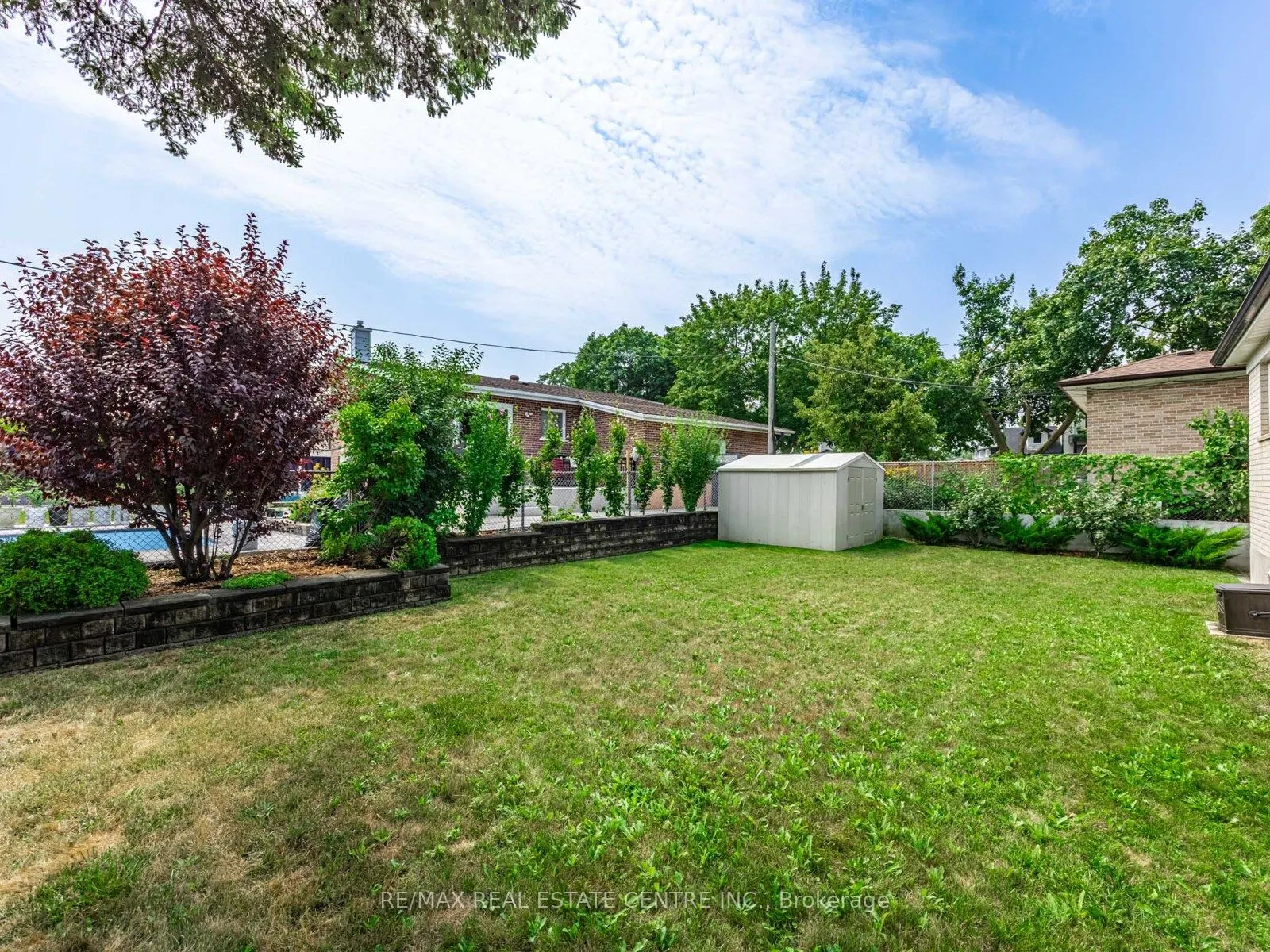 106 Mercury Road