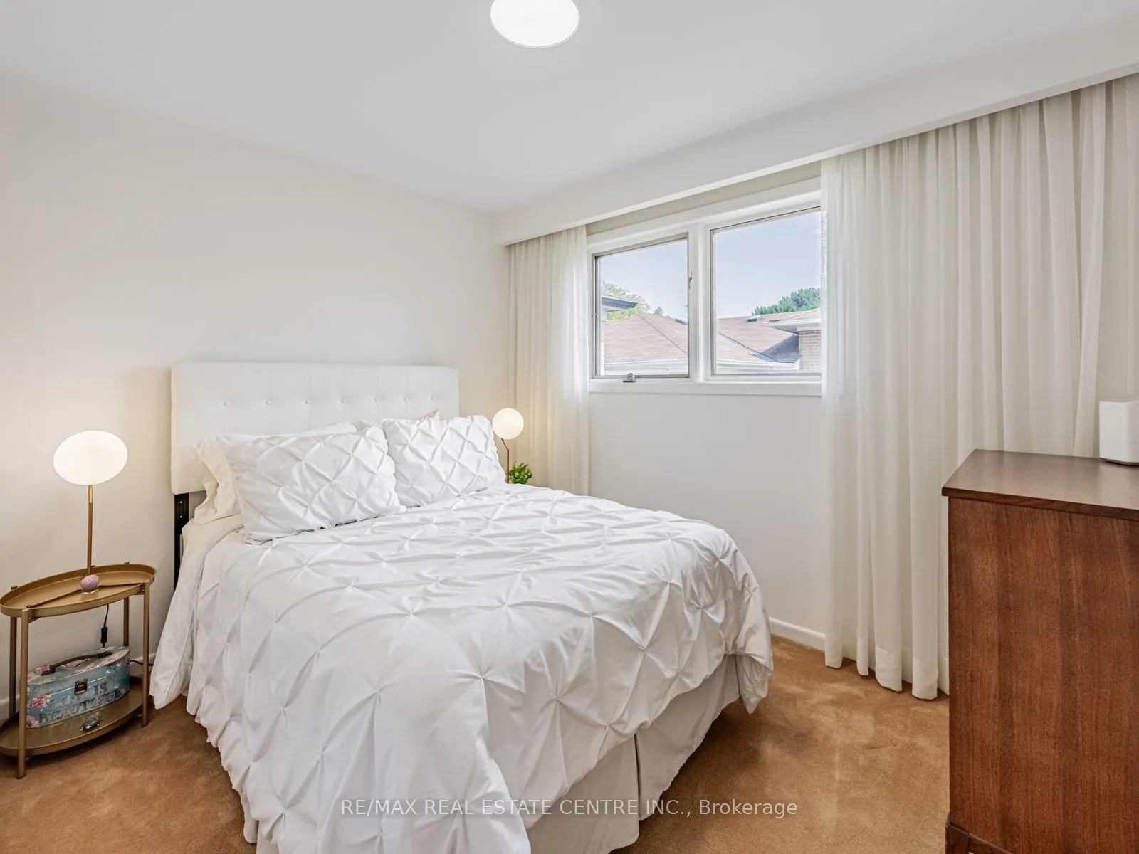 106 Mercury Road