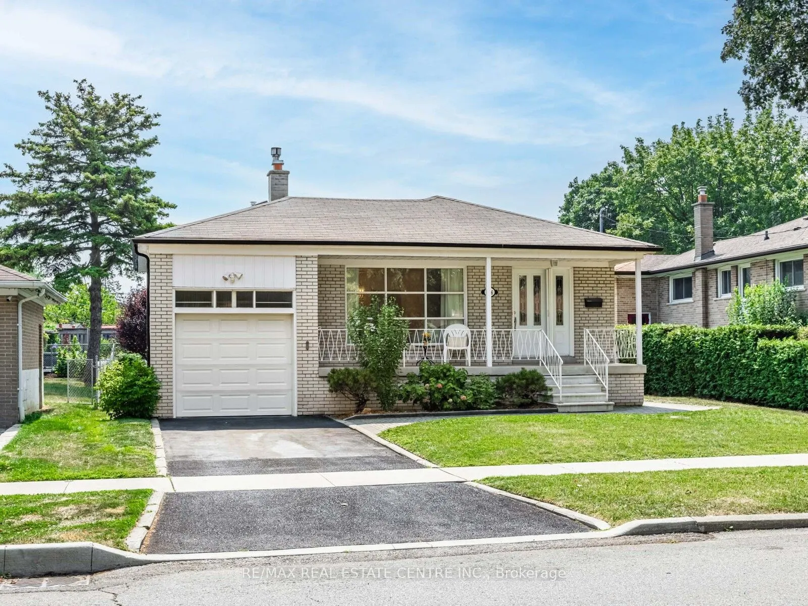 106 Mercury Road