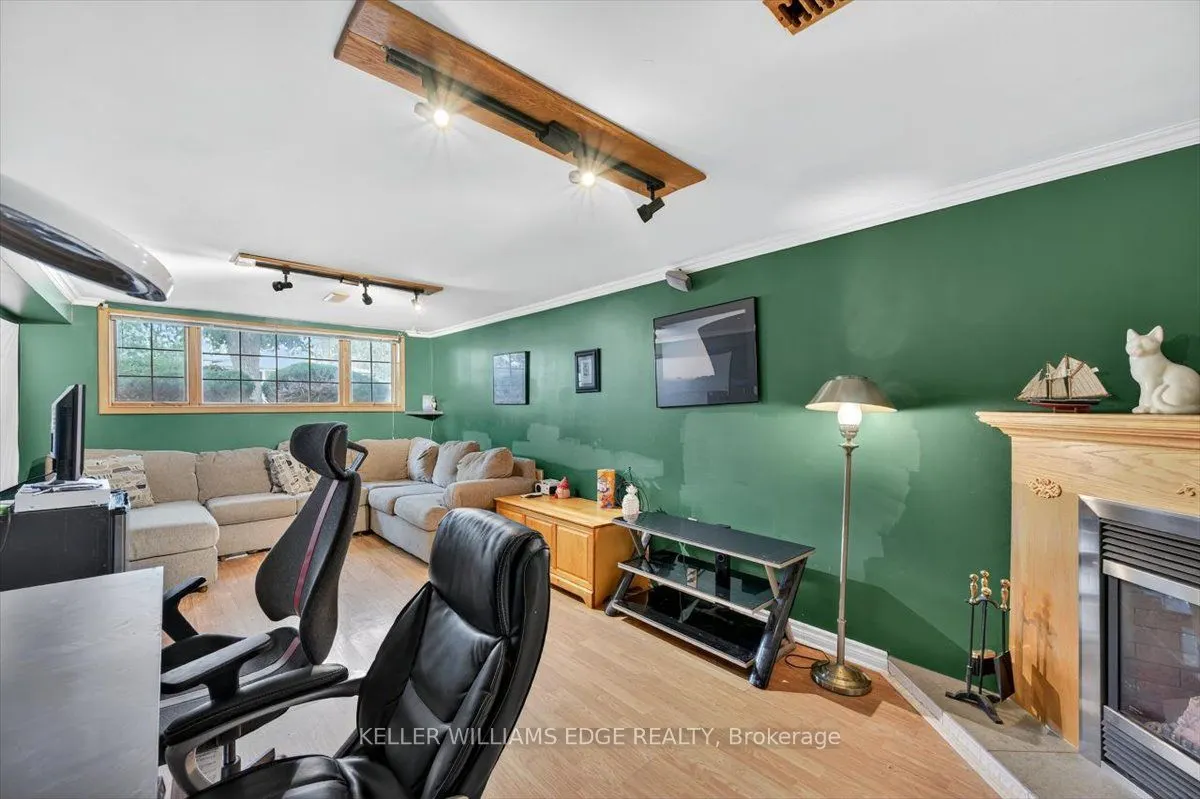 639 Blue Forest Hill