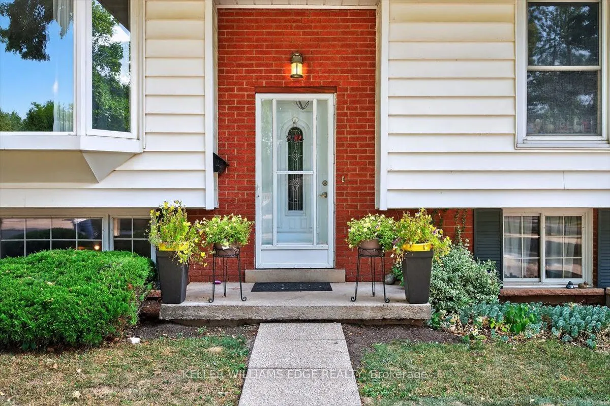 639 Blue Forest Hill