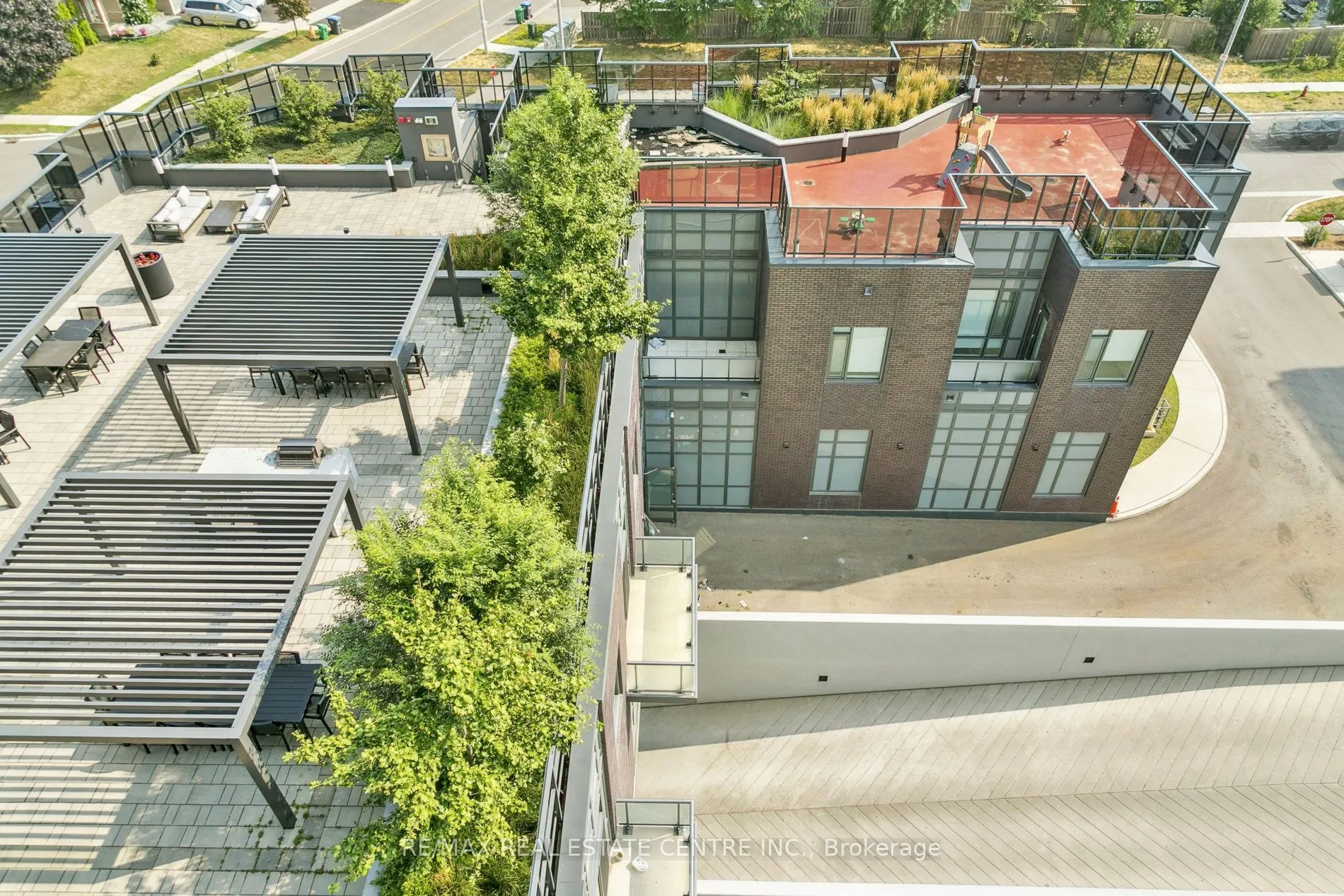 8 Nahani Way, #821