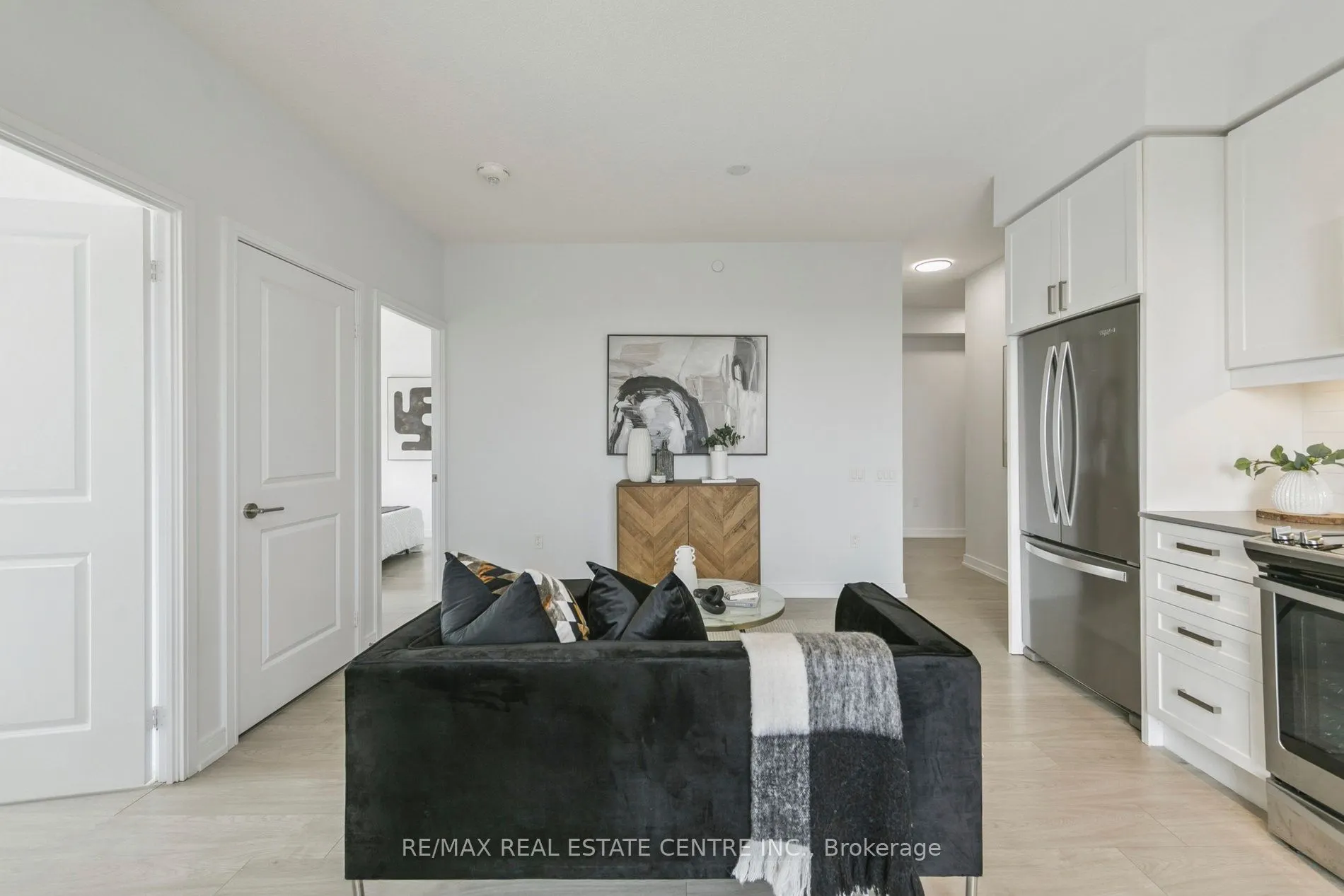 8 Nahani Way, #821