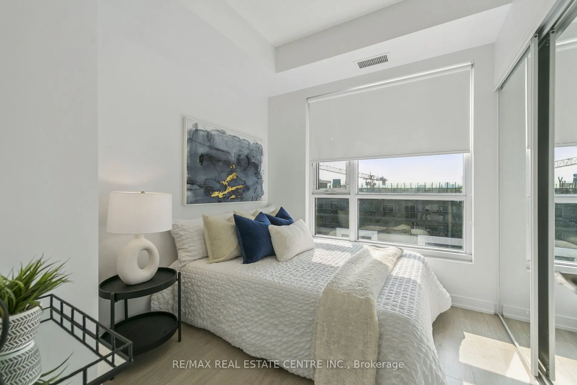8 Nahani Way, #821