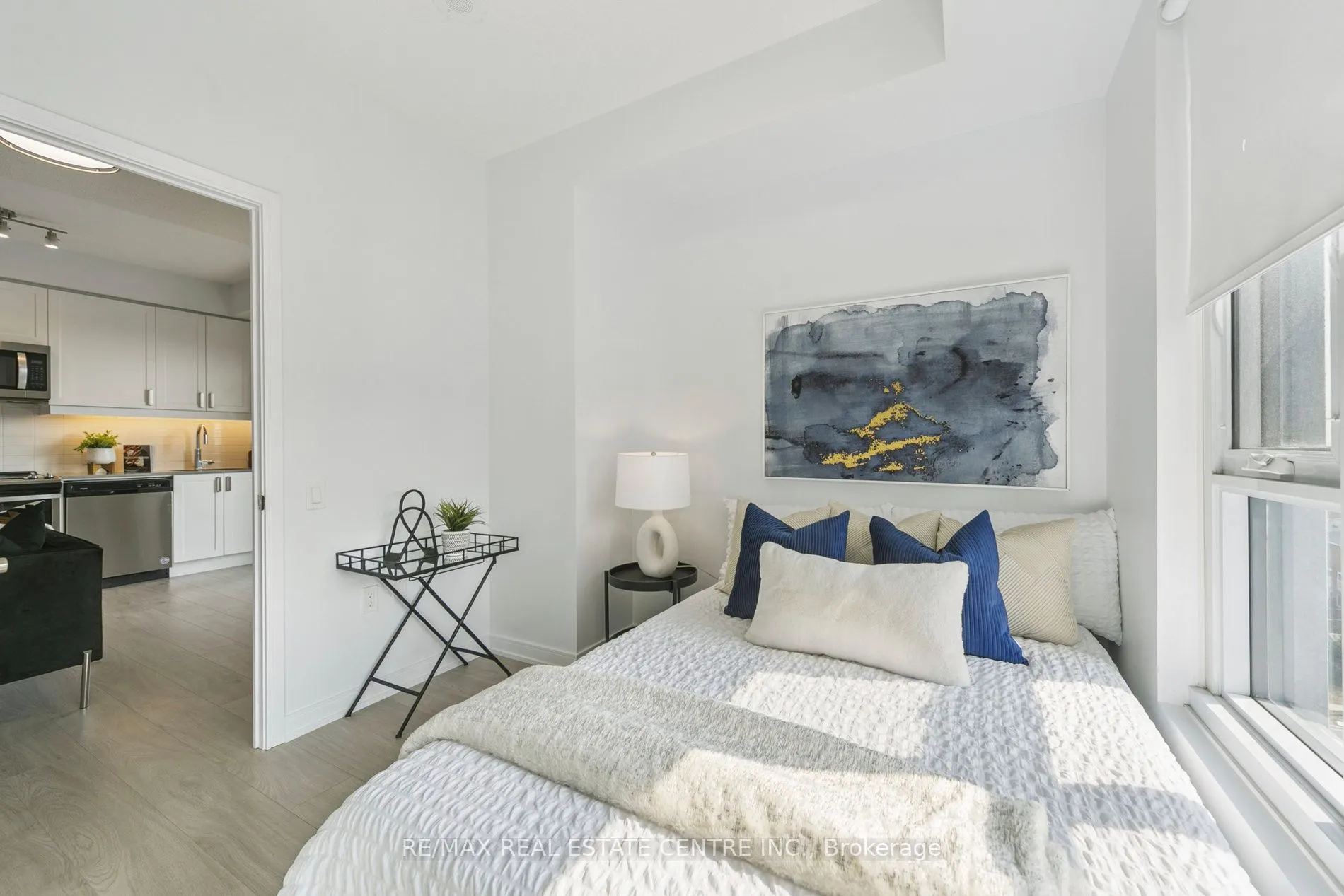 8 Nahani Way, #821
