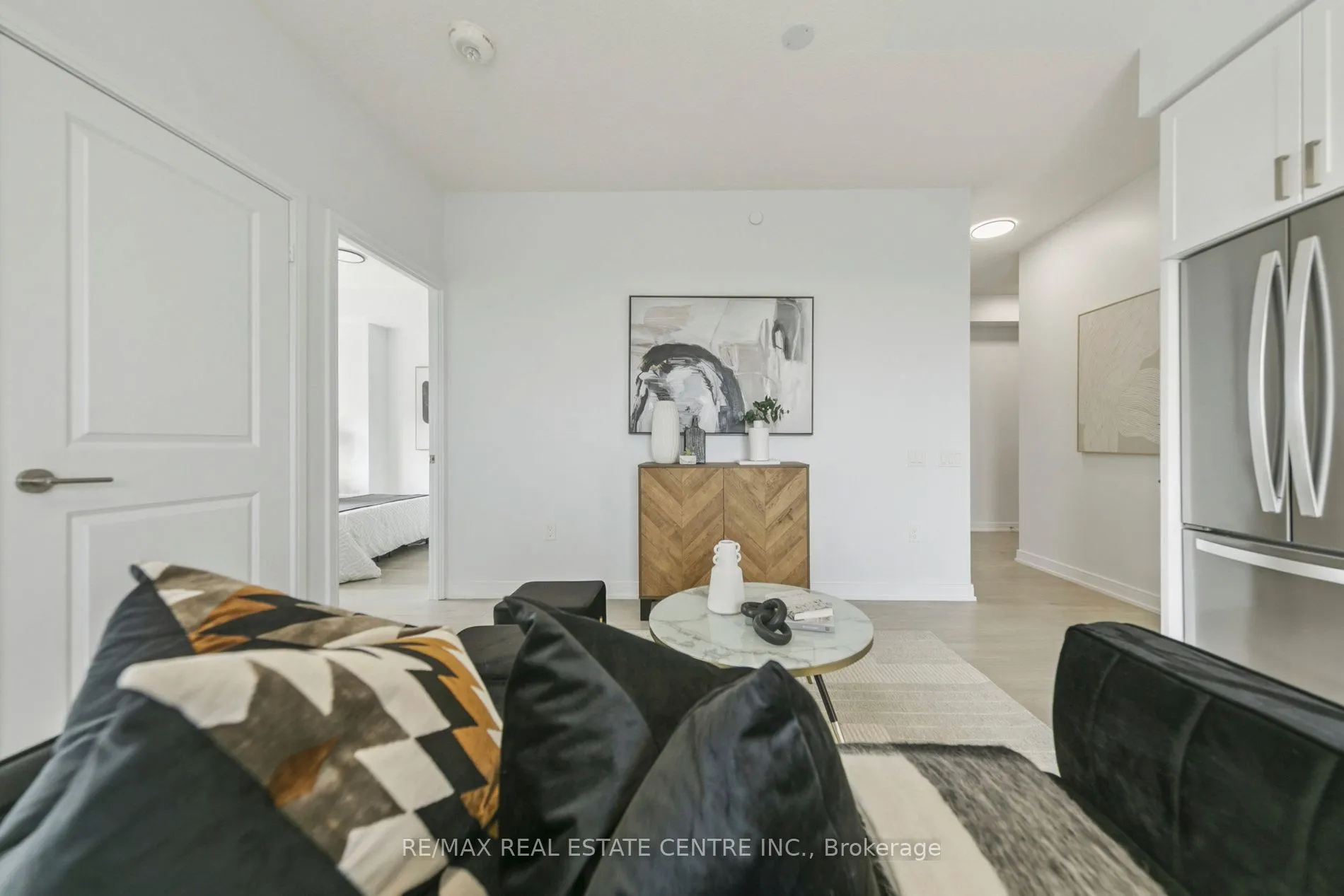 8 Nahani Way, #821