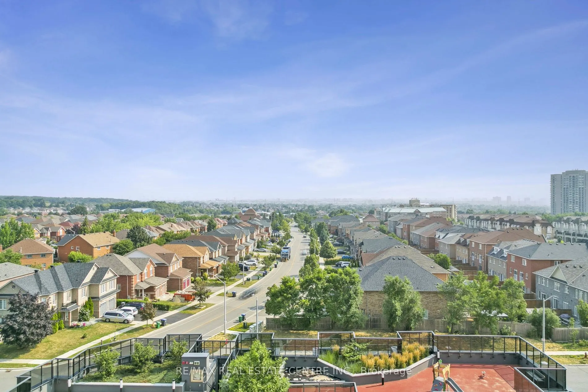8 Nahani Way, #821