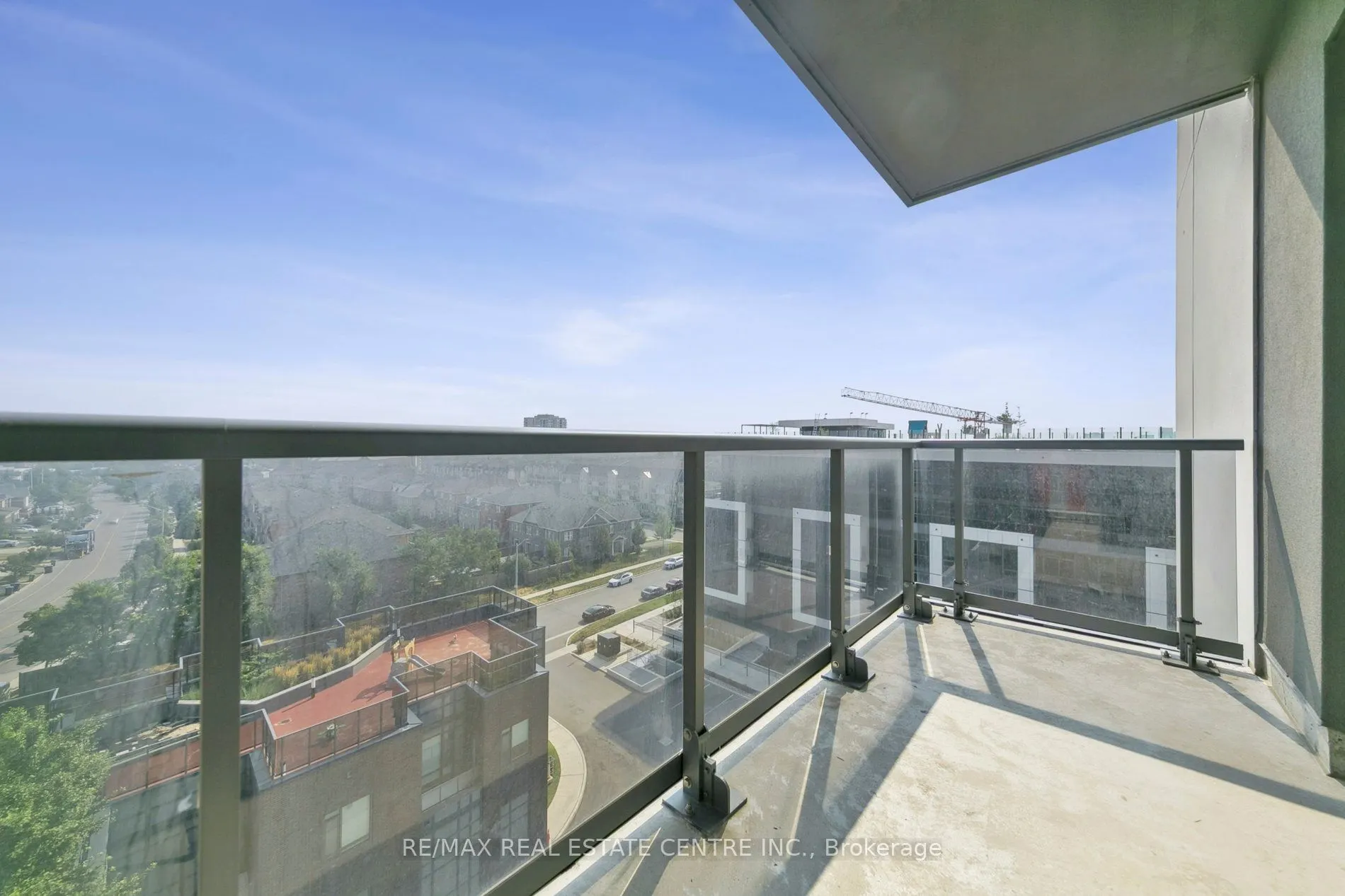 8 Nahani Way, #821
