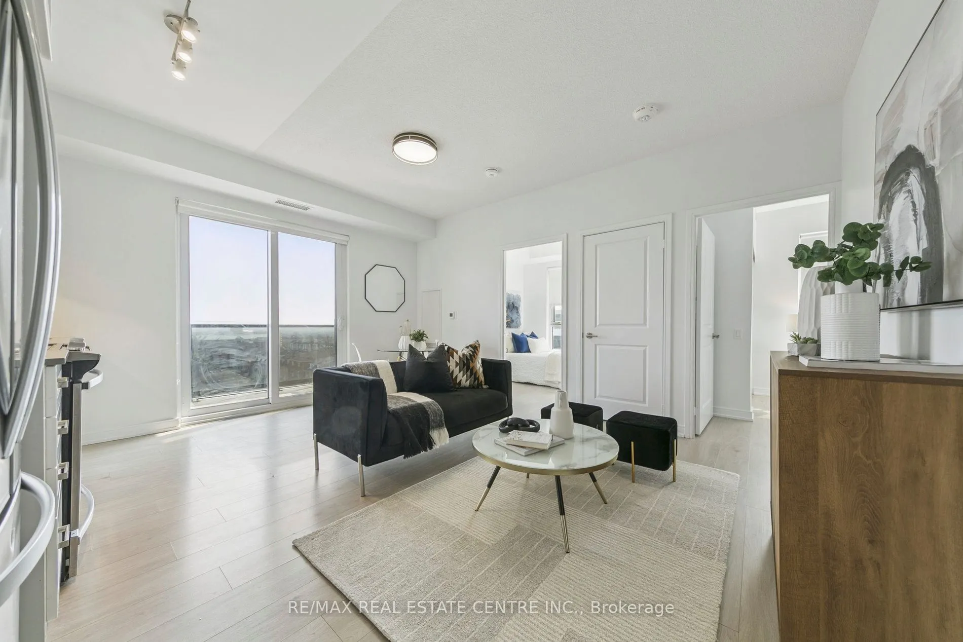 8 Nahani Way, #821