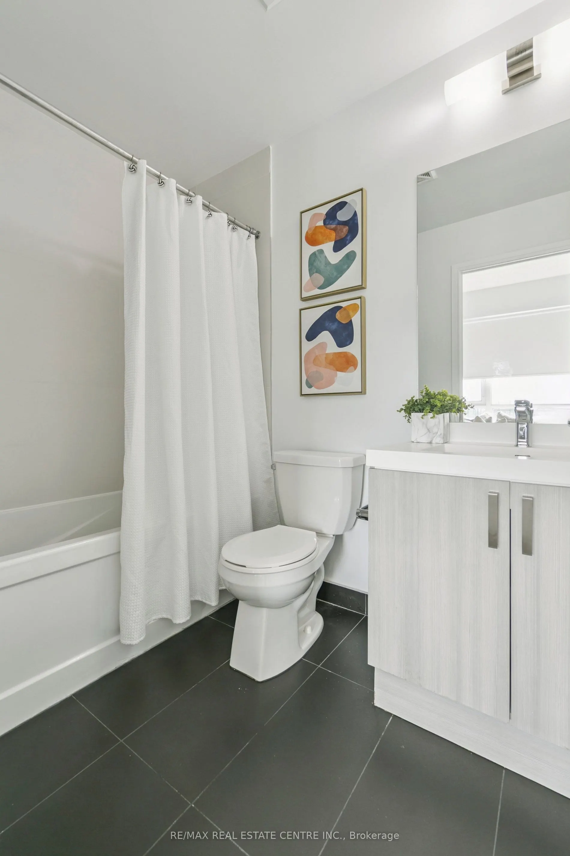 8 Nahani Way, #821