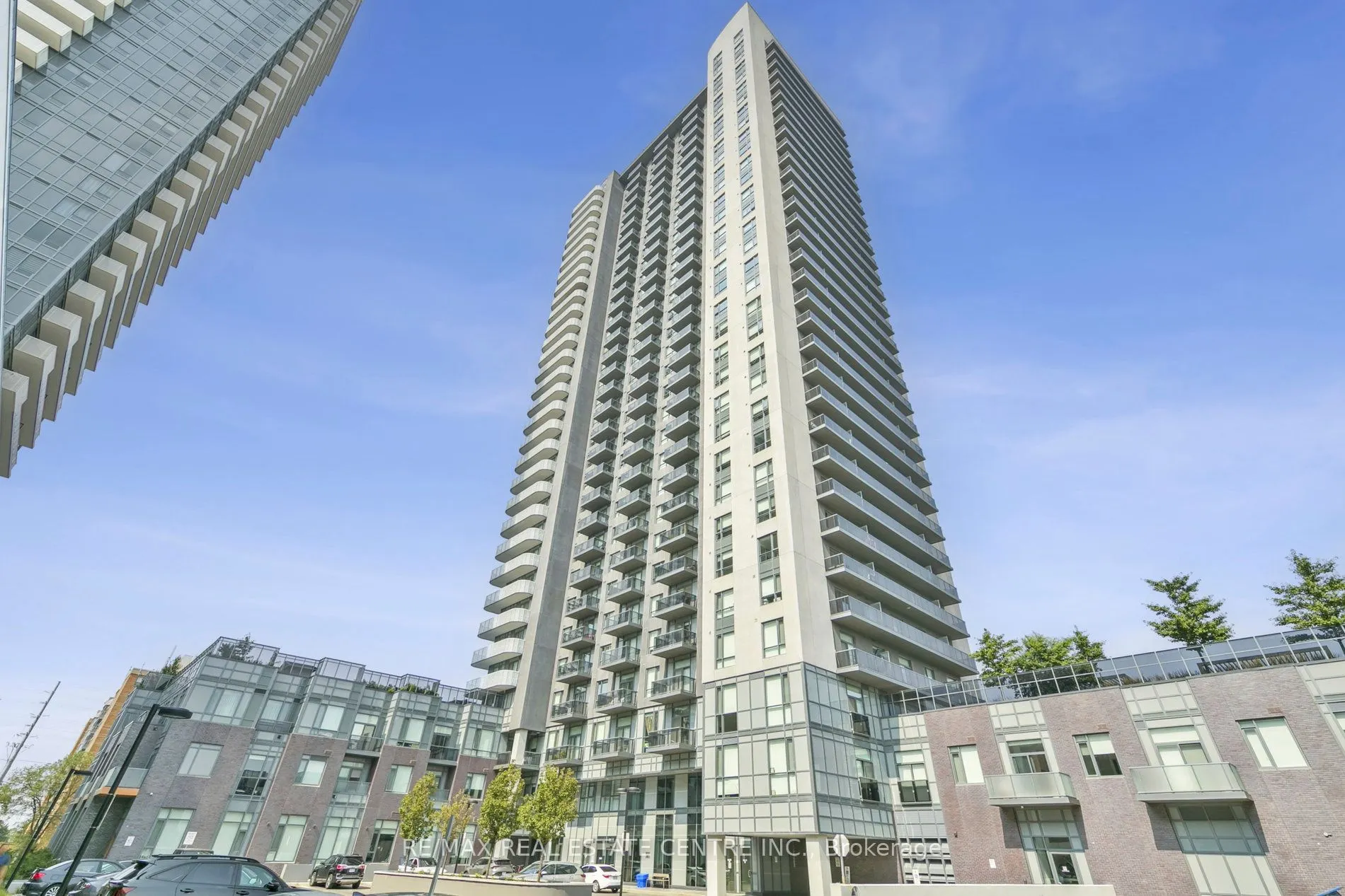 8 Nahani Way, #821