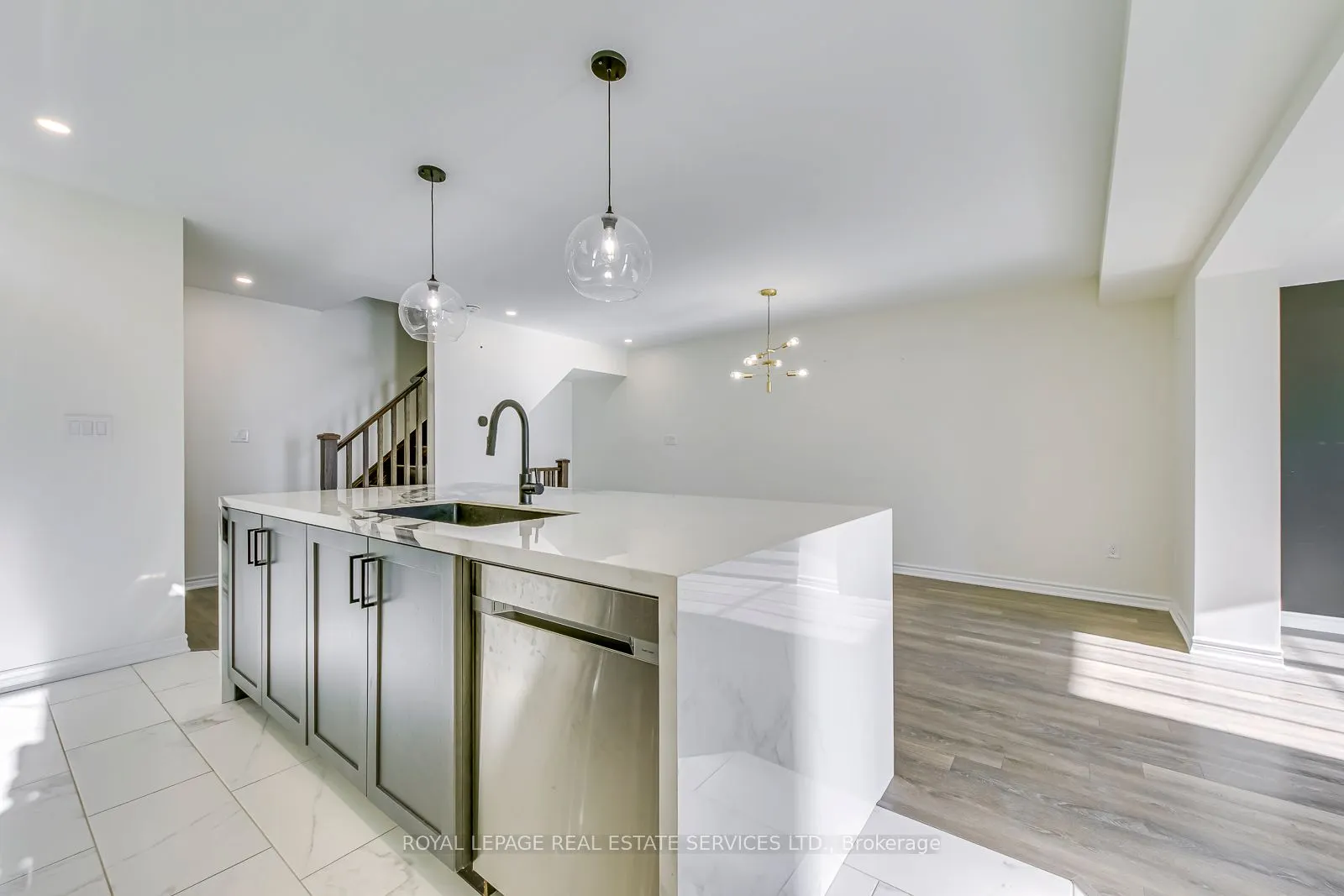 1125 Leger Way, #22