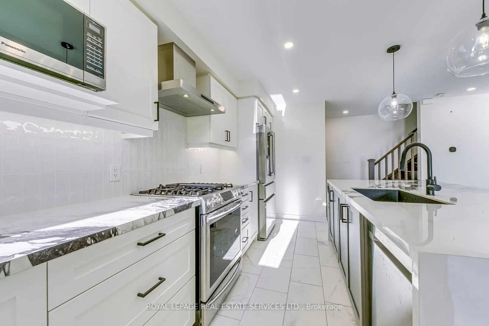 1125 Leger Way, #22