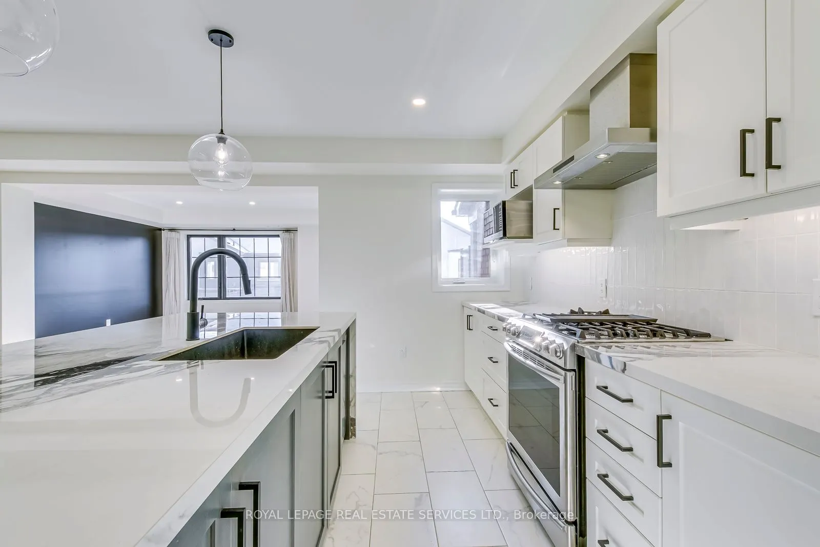 1125 Leger Way, #22