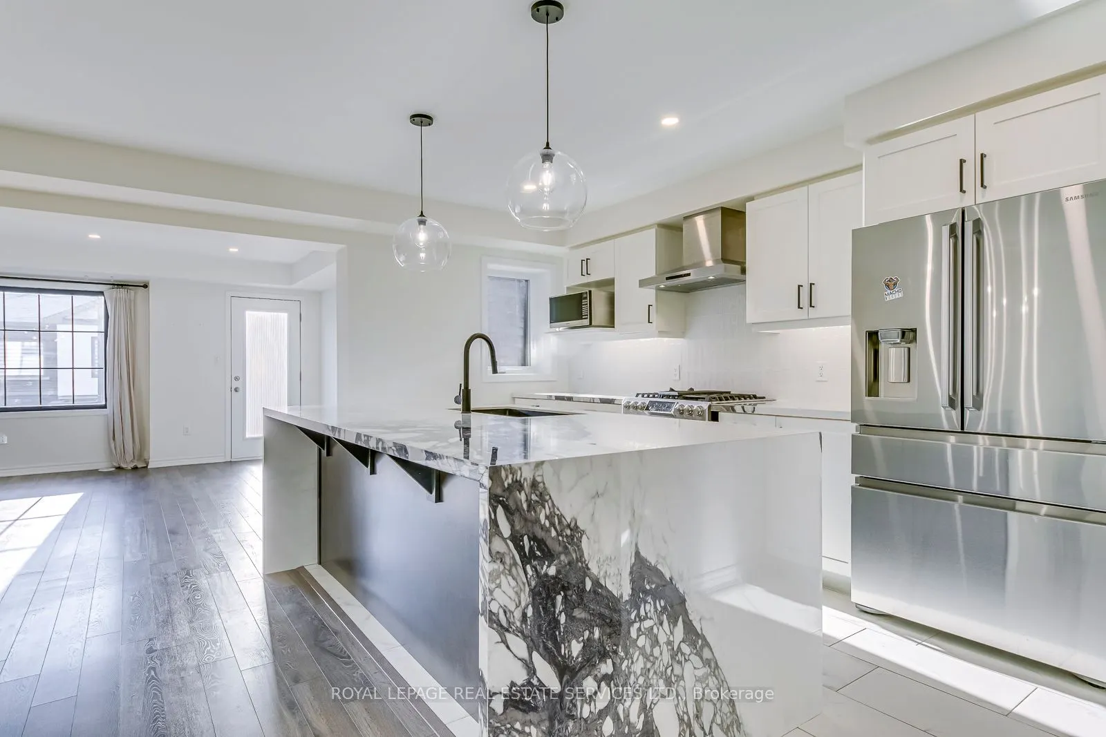 1125 Leger Way, #22