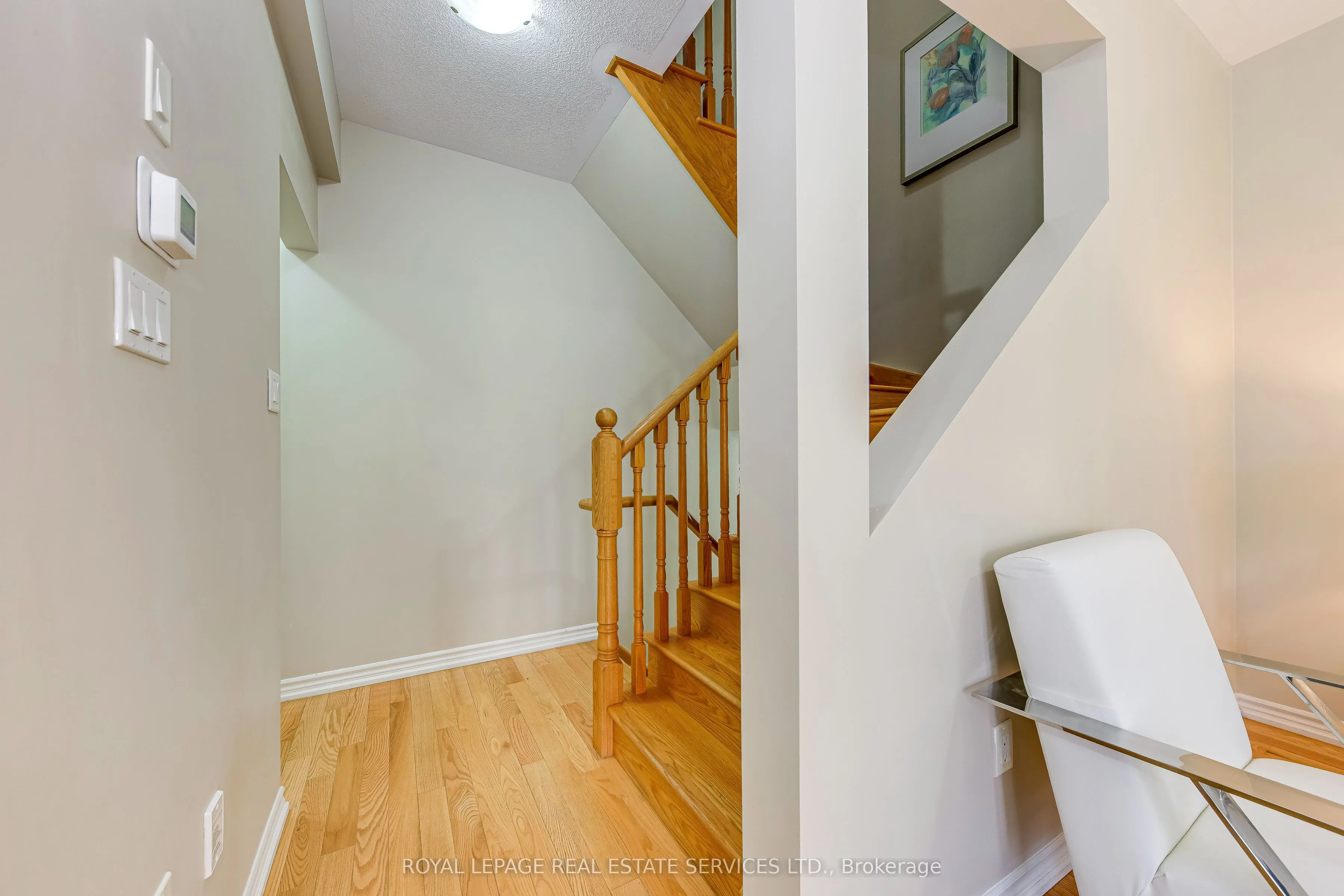 2435 GREENWICH Drive, #12