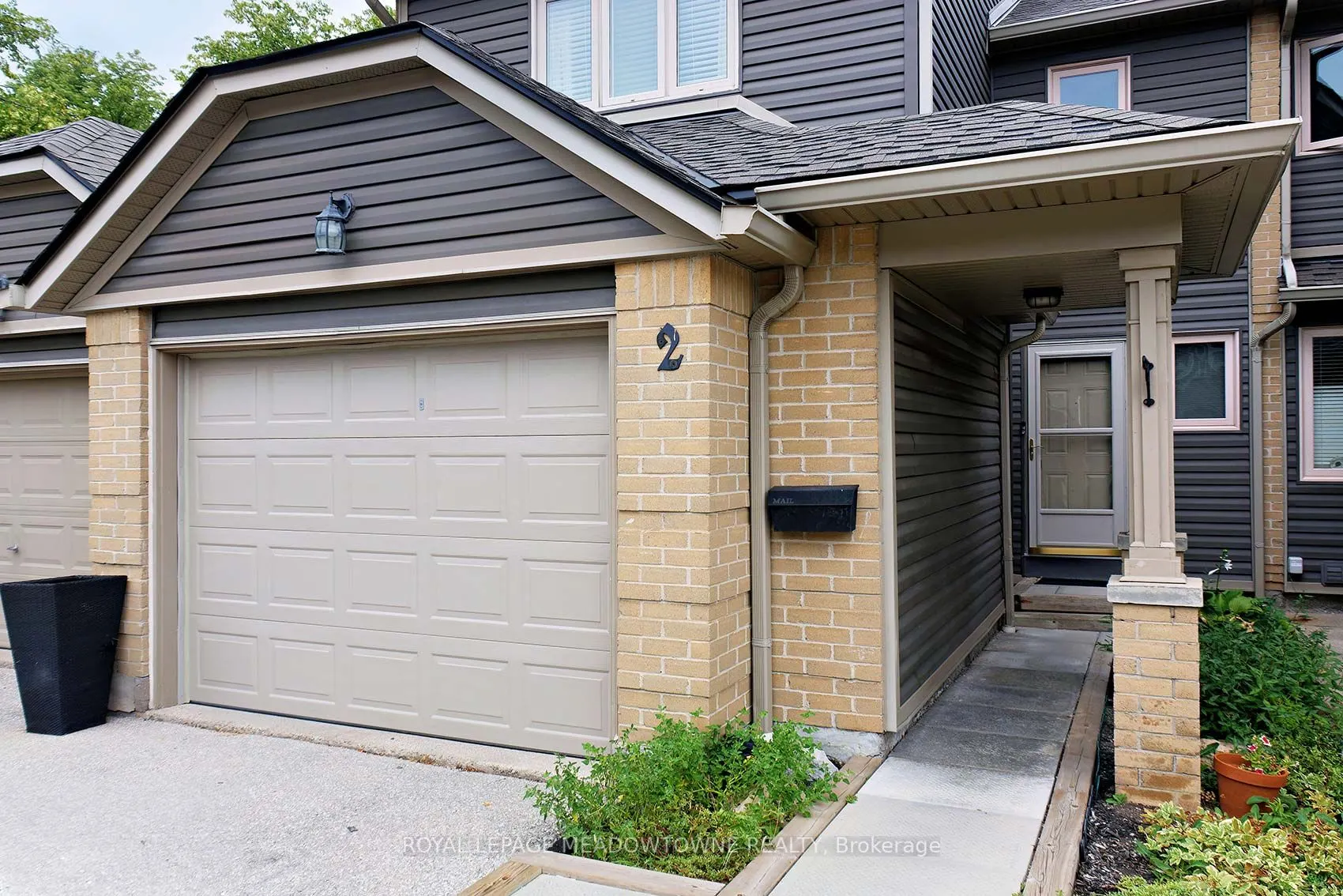3600 Colonial Drive, #2