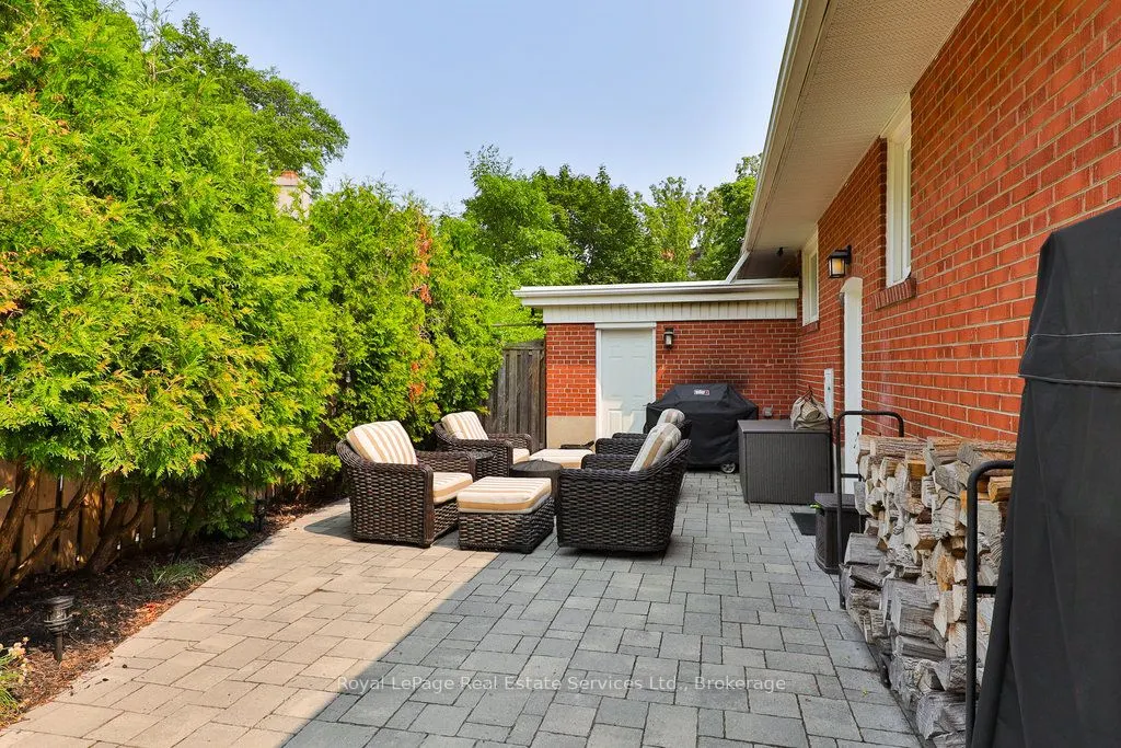33 Forster Park Drive