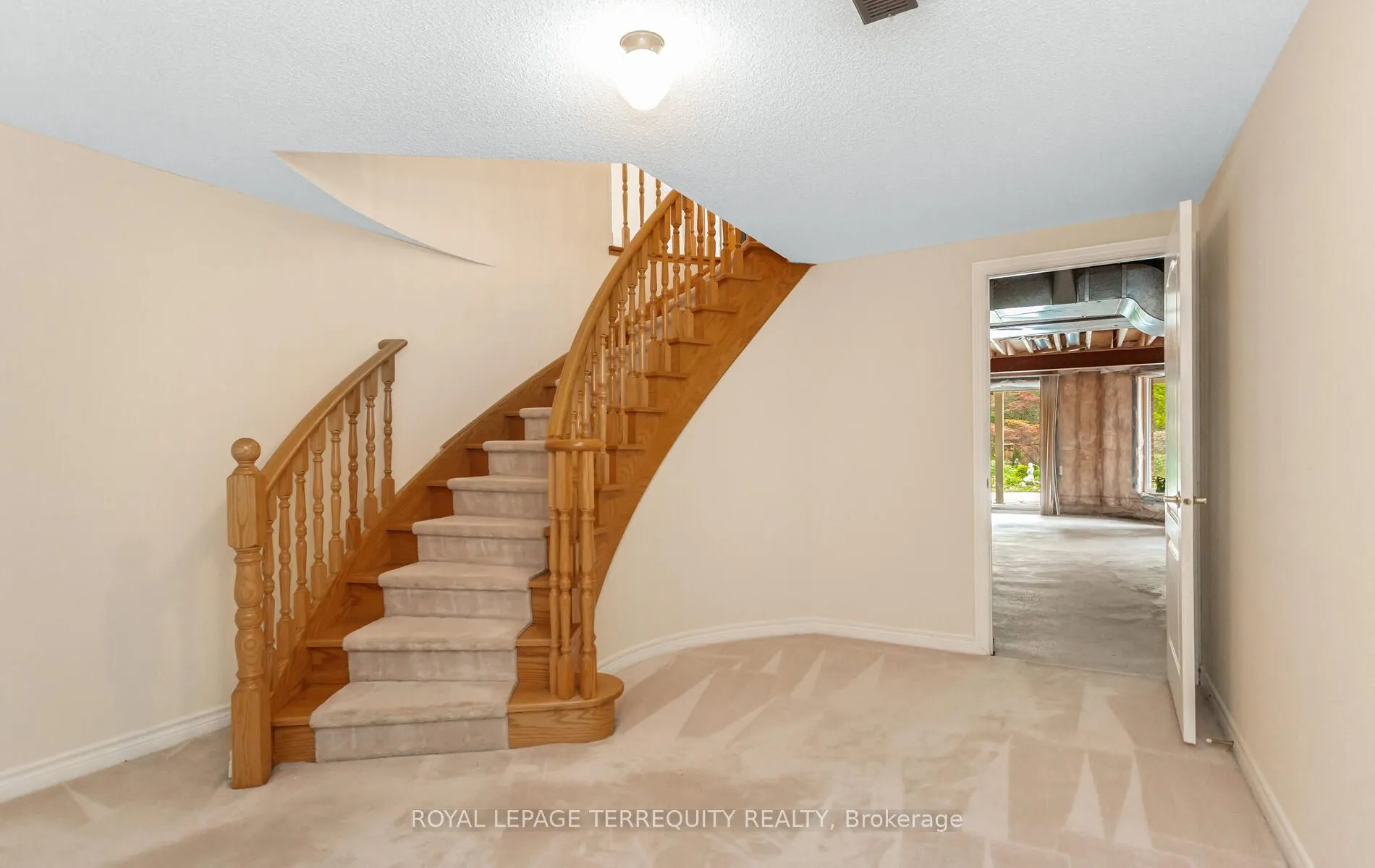 5187 Forest Ridge Drive