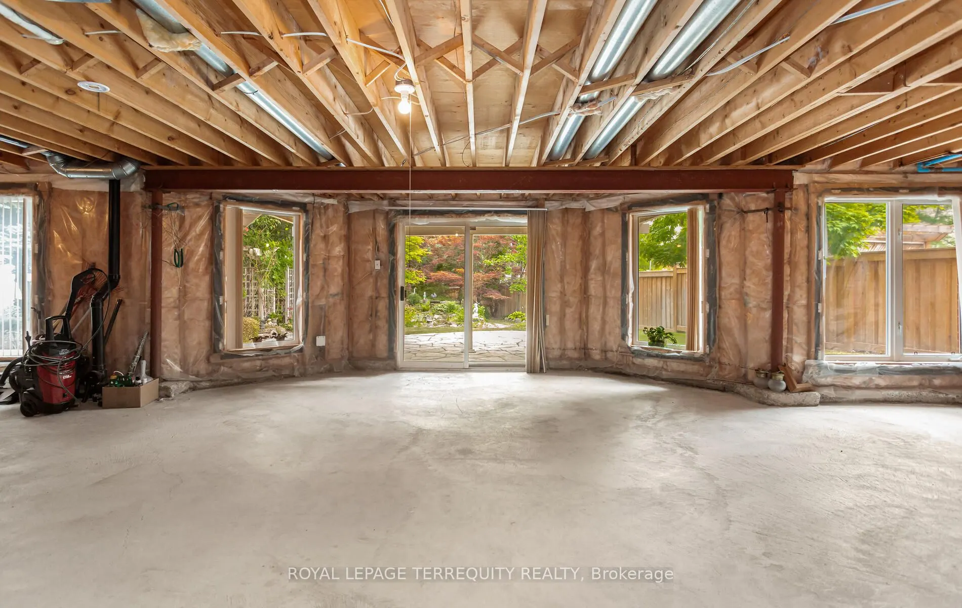 5187 Forest Ridge Drive