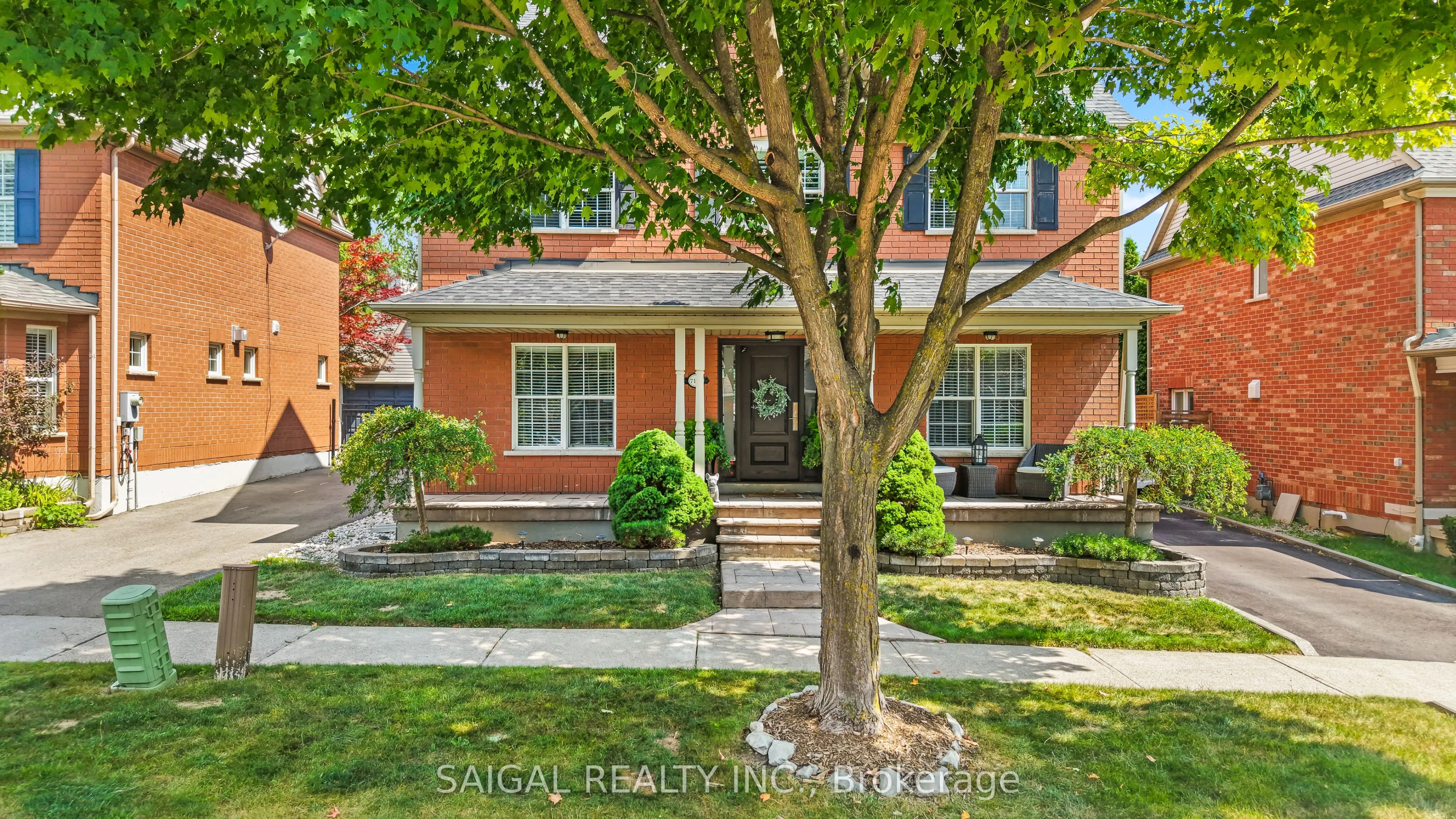 7174 Upton Crescent
