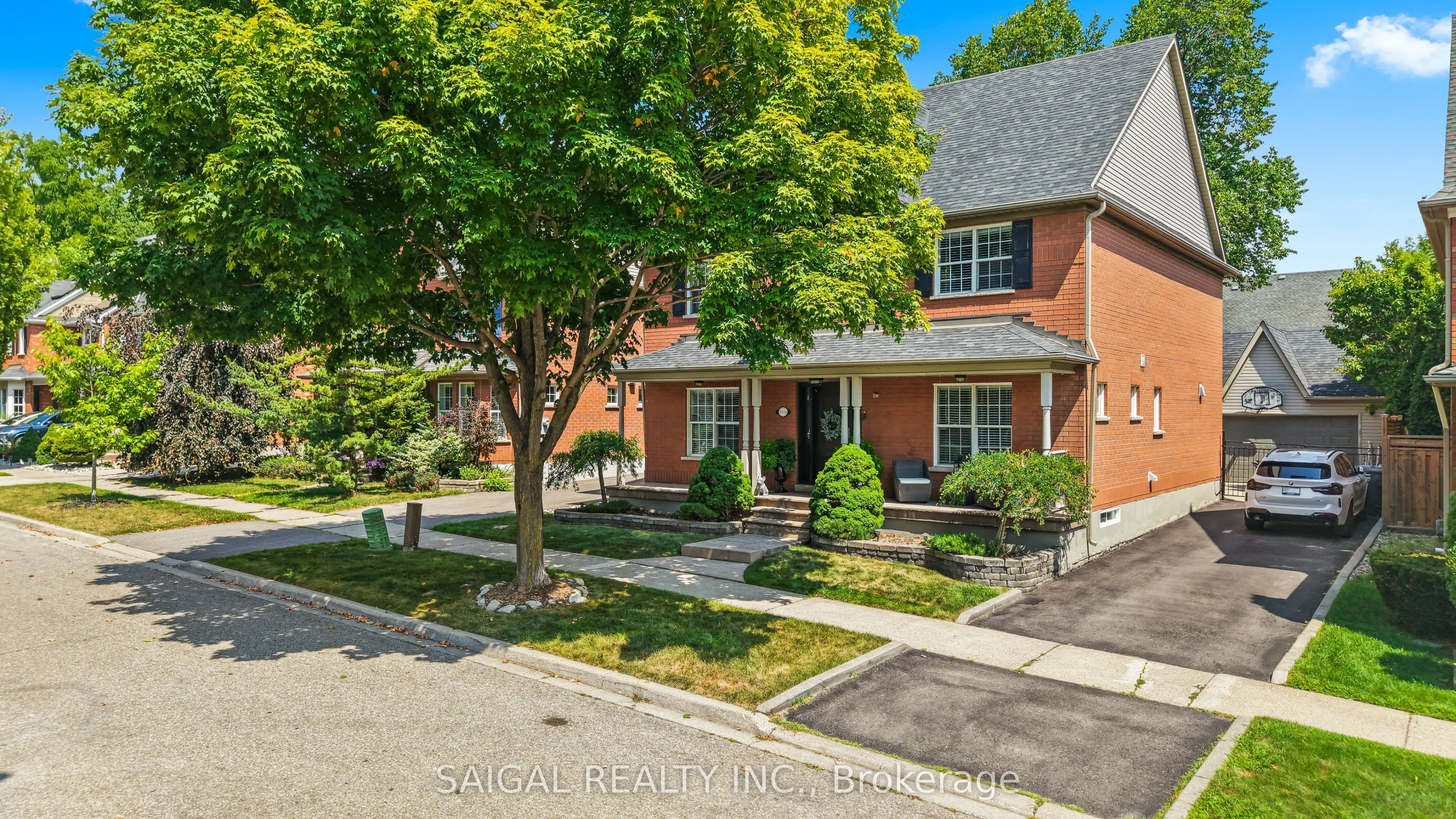 7174 Upton Crescent