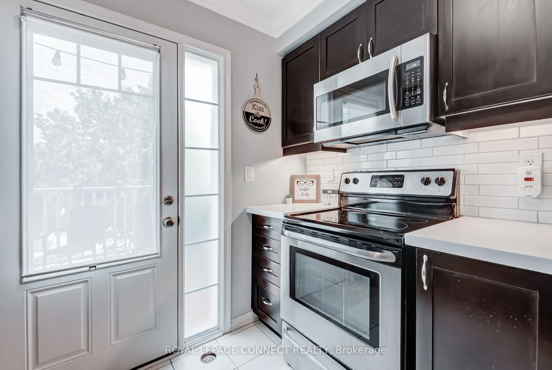 223 Woodley Crescent