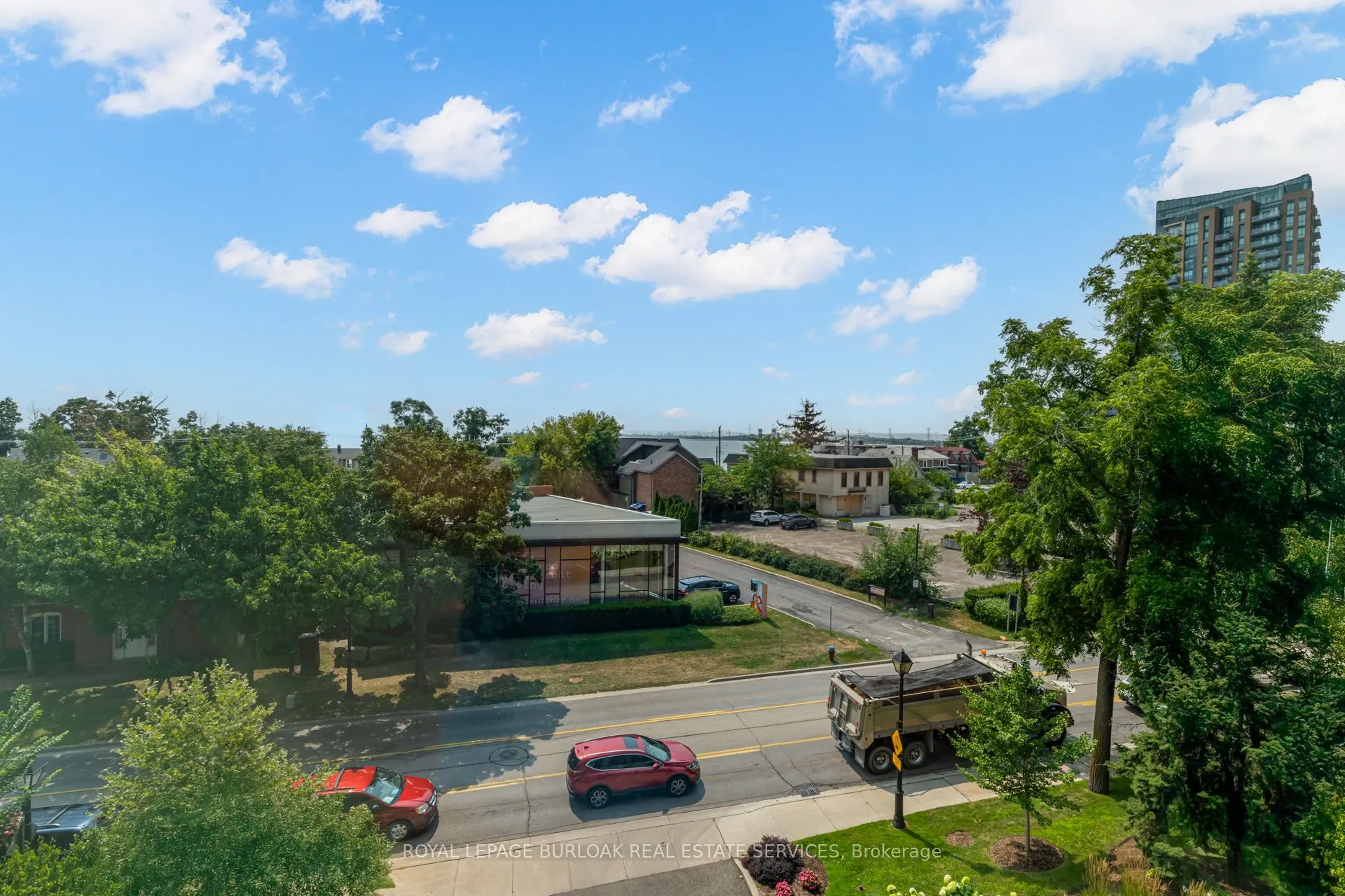 2121 Lakeshore Road, #503