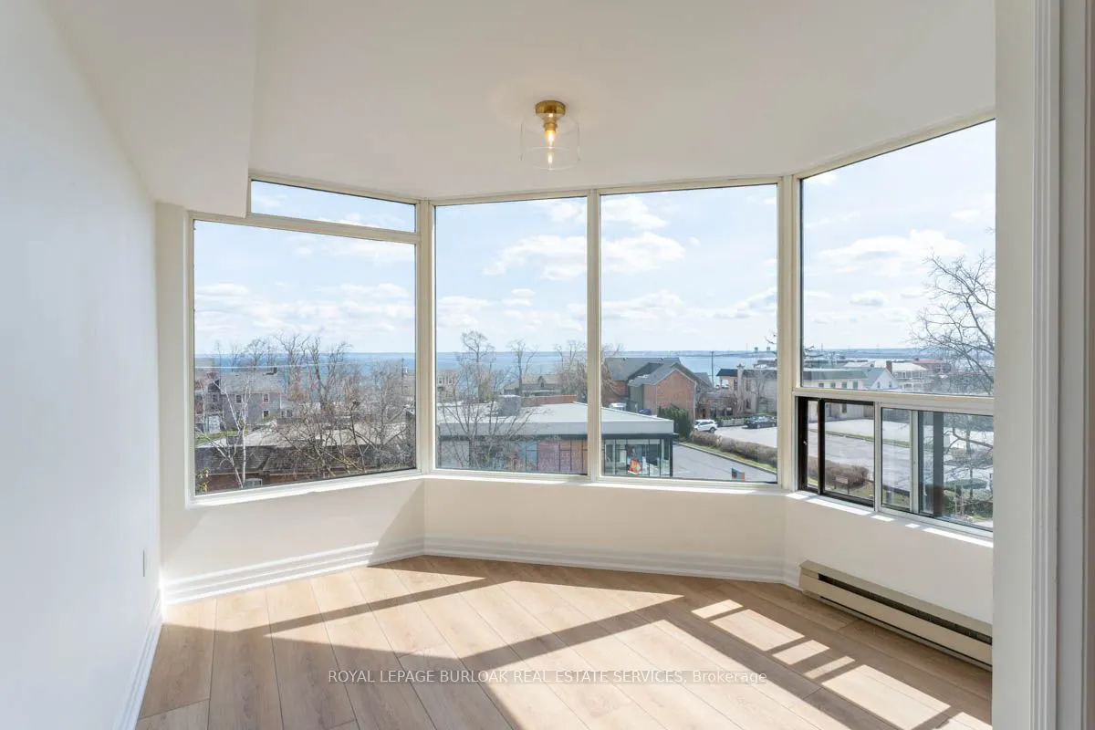 2121 Lakeshore Road, #503