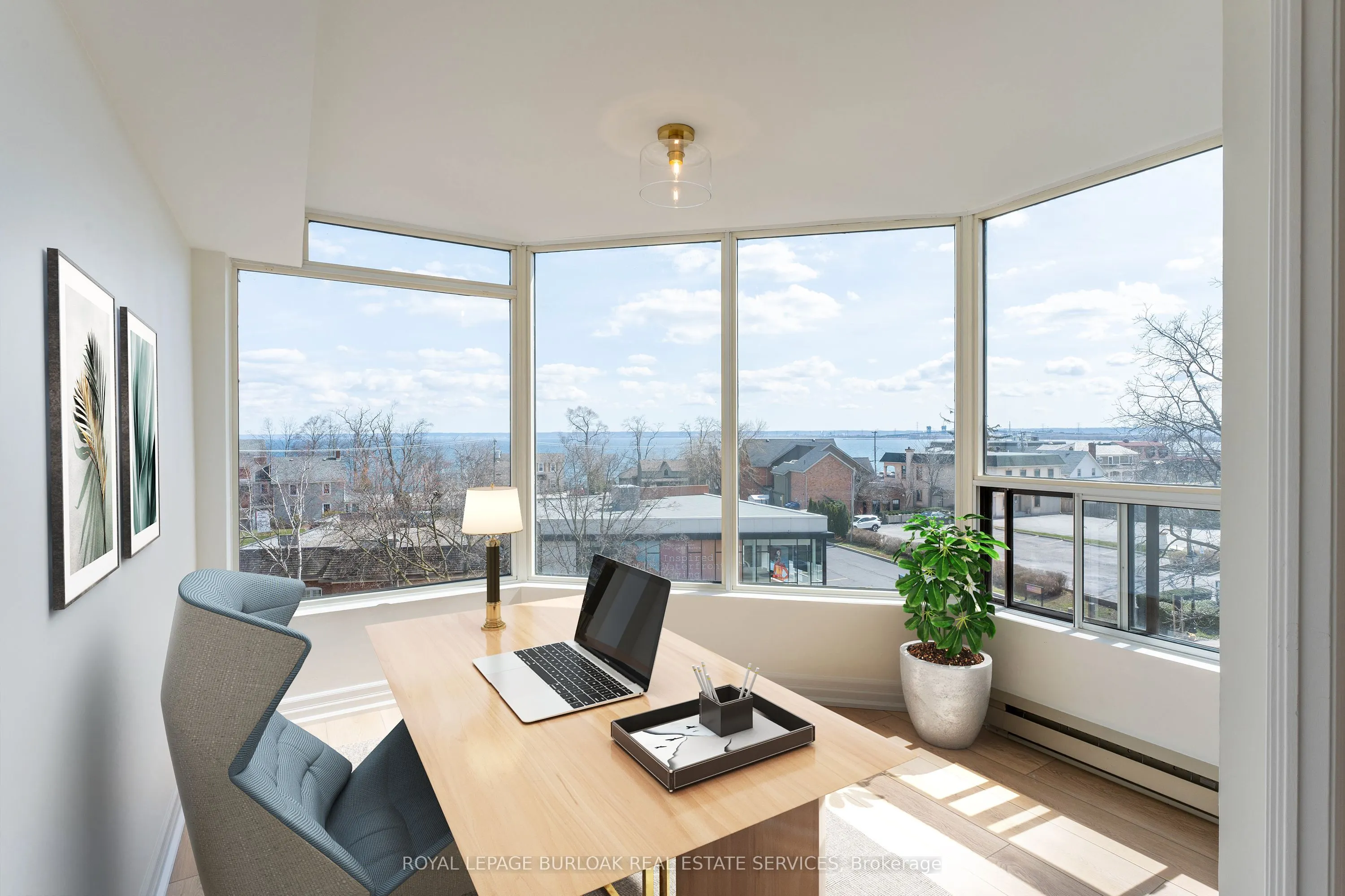 2121 Lakeshore Road, #503