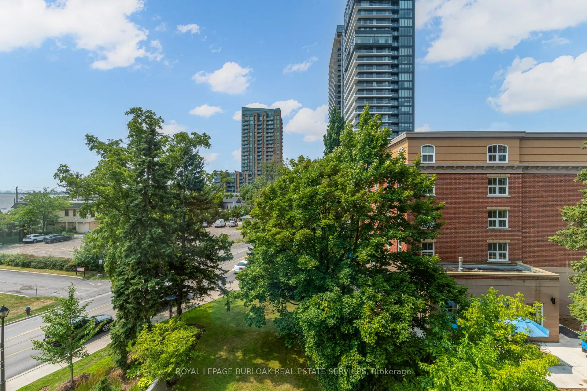 2121 Lakeshore Road, #503