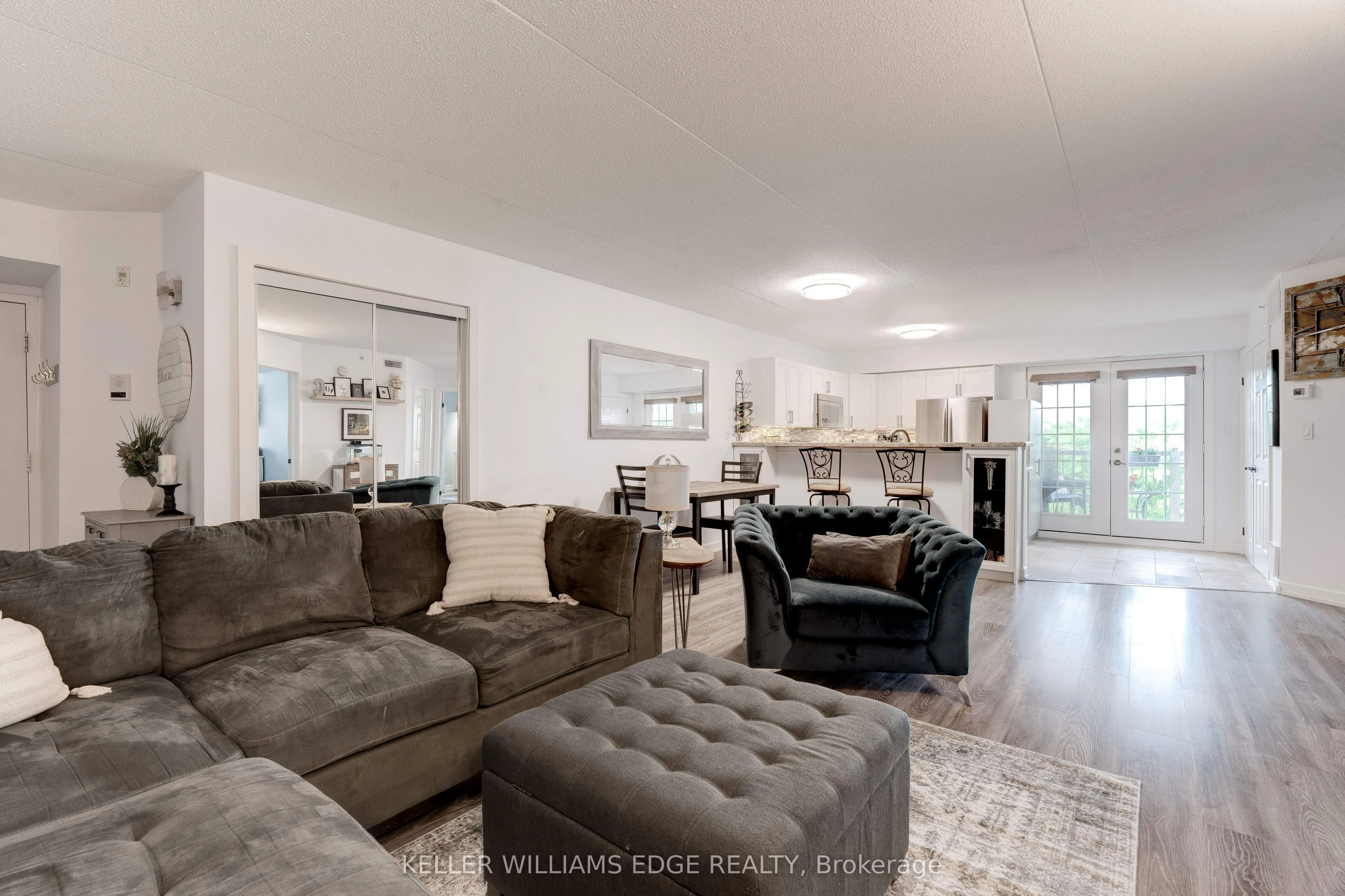 1800 Walkers Line, #302