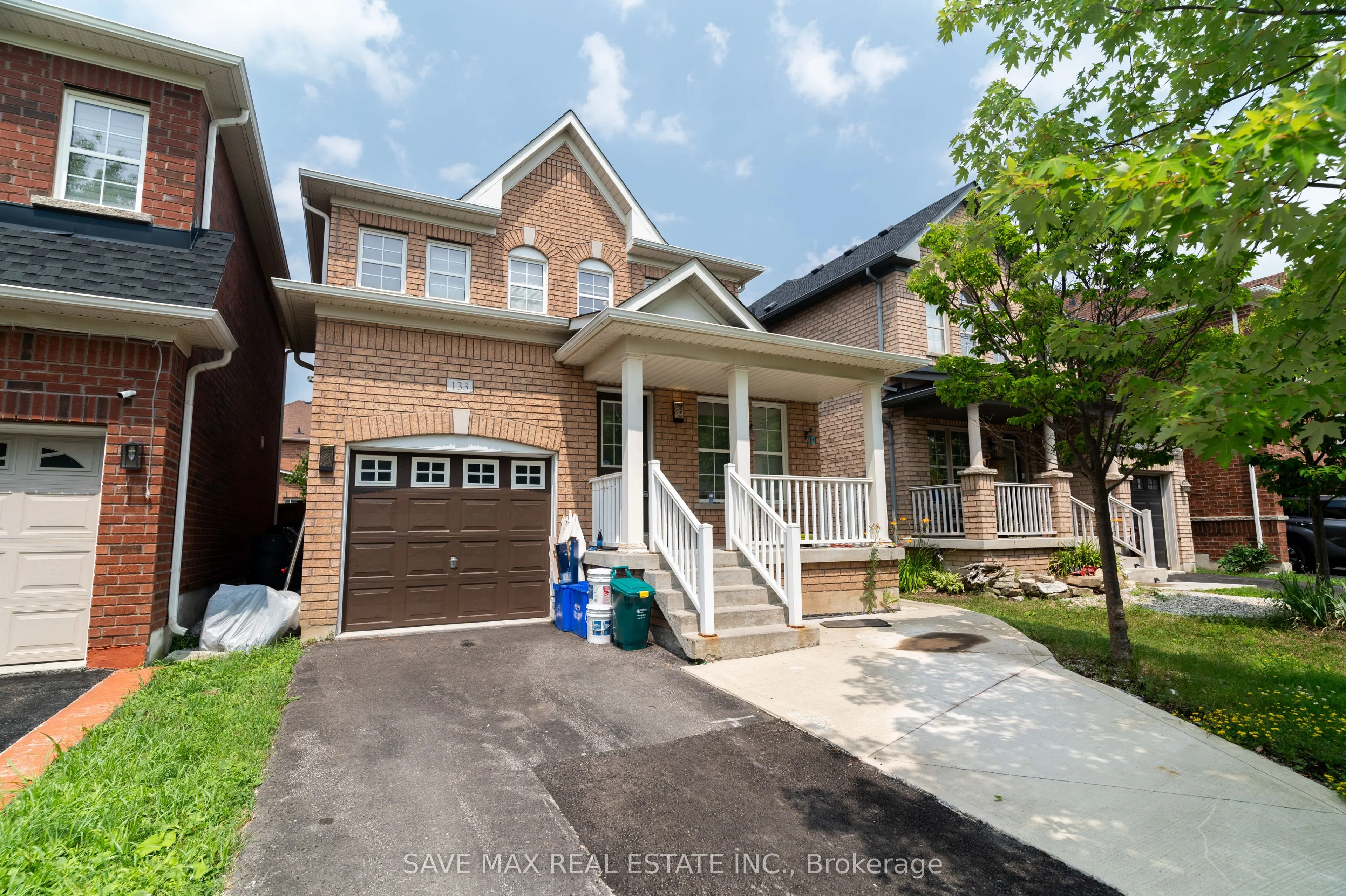133 Weston Drive S