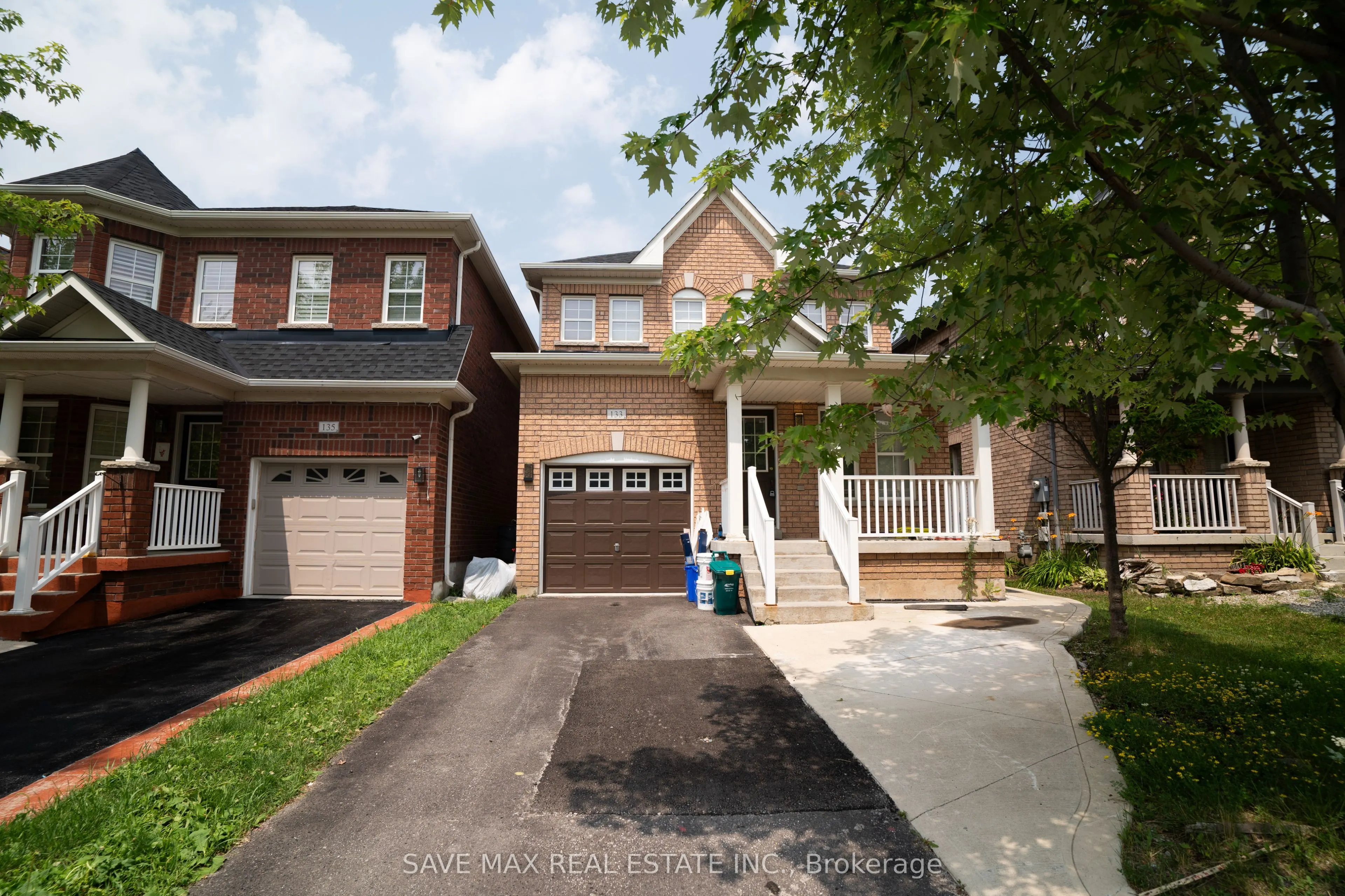 133 Weston Drive S